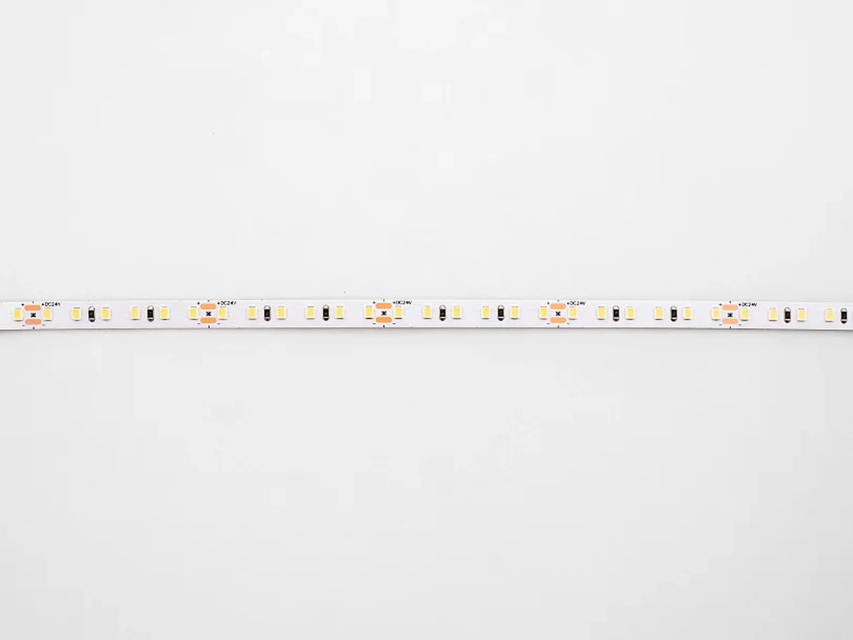 Светодиодная лента LEDS POWER 2835 120/м (12Вт/м) 24В 10м/кат. холодная