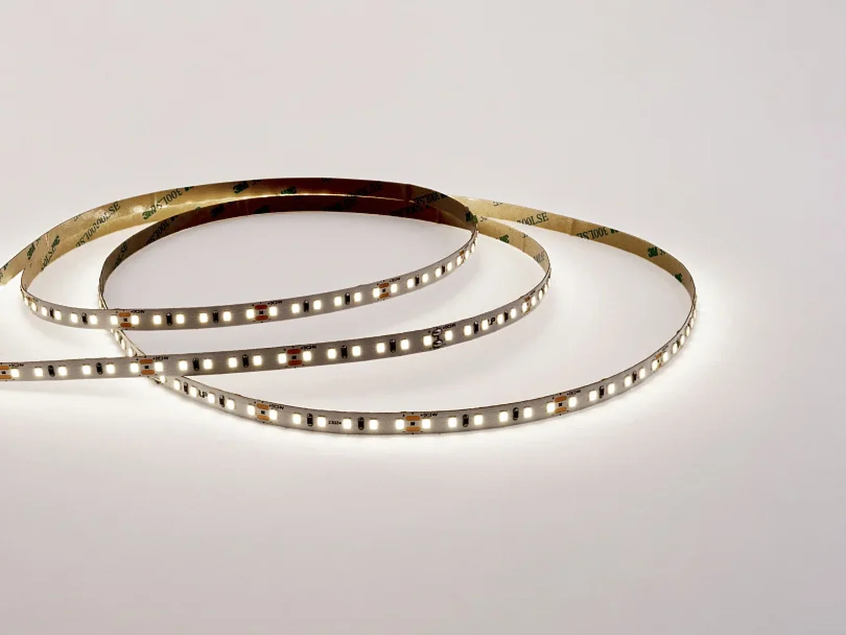 Светодиодная лента LEDS POWER 2835 120/м (12Вт/м) 24В 10м/кат. нейтральная