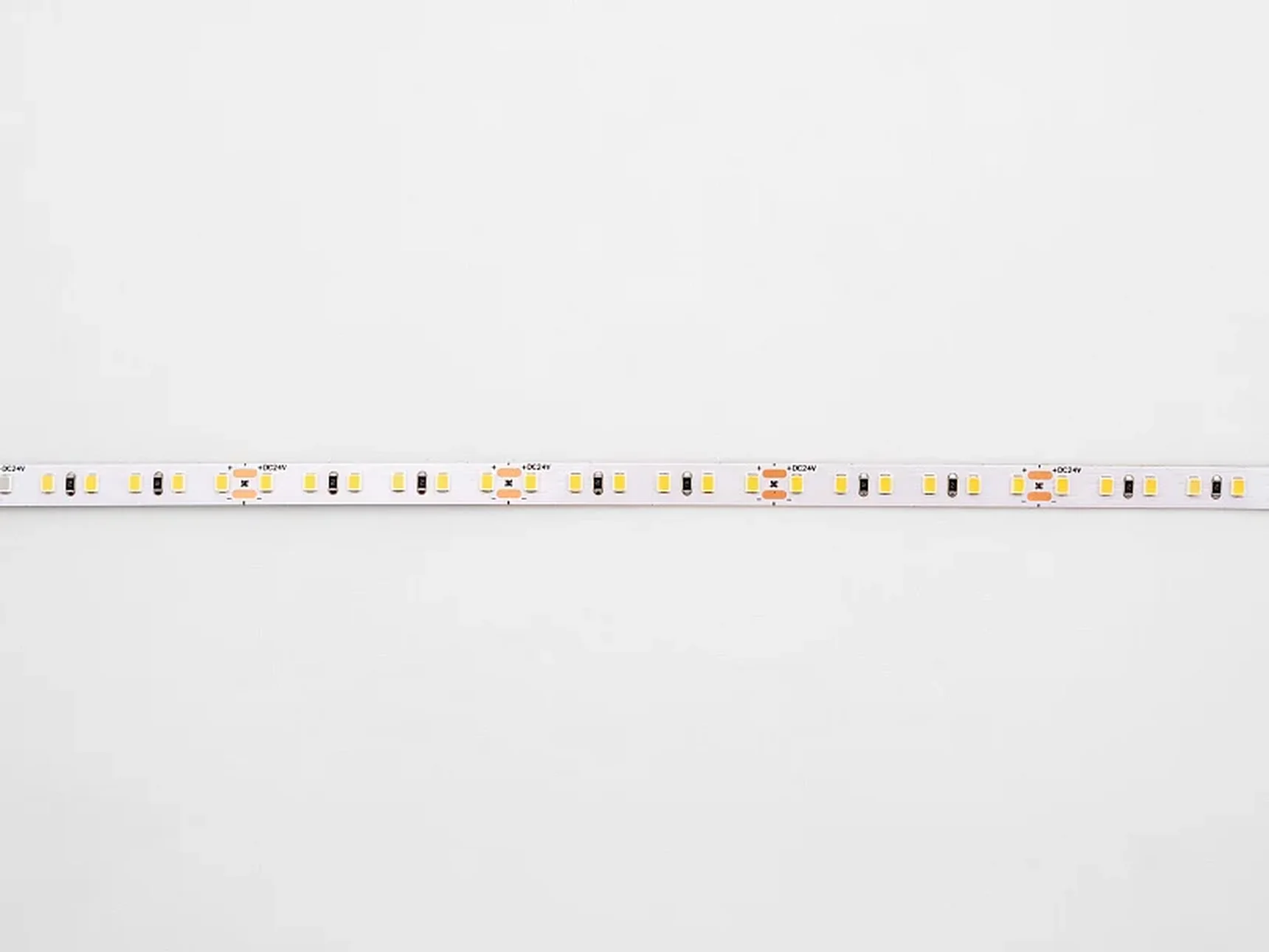 Светодиодная лента LEDS POWER 2835 120/м (12Вт/м) 24В 10м/кат. нейтральная