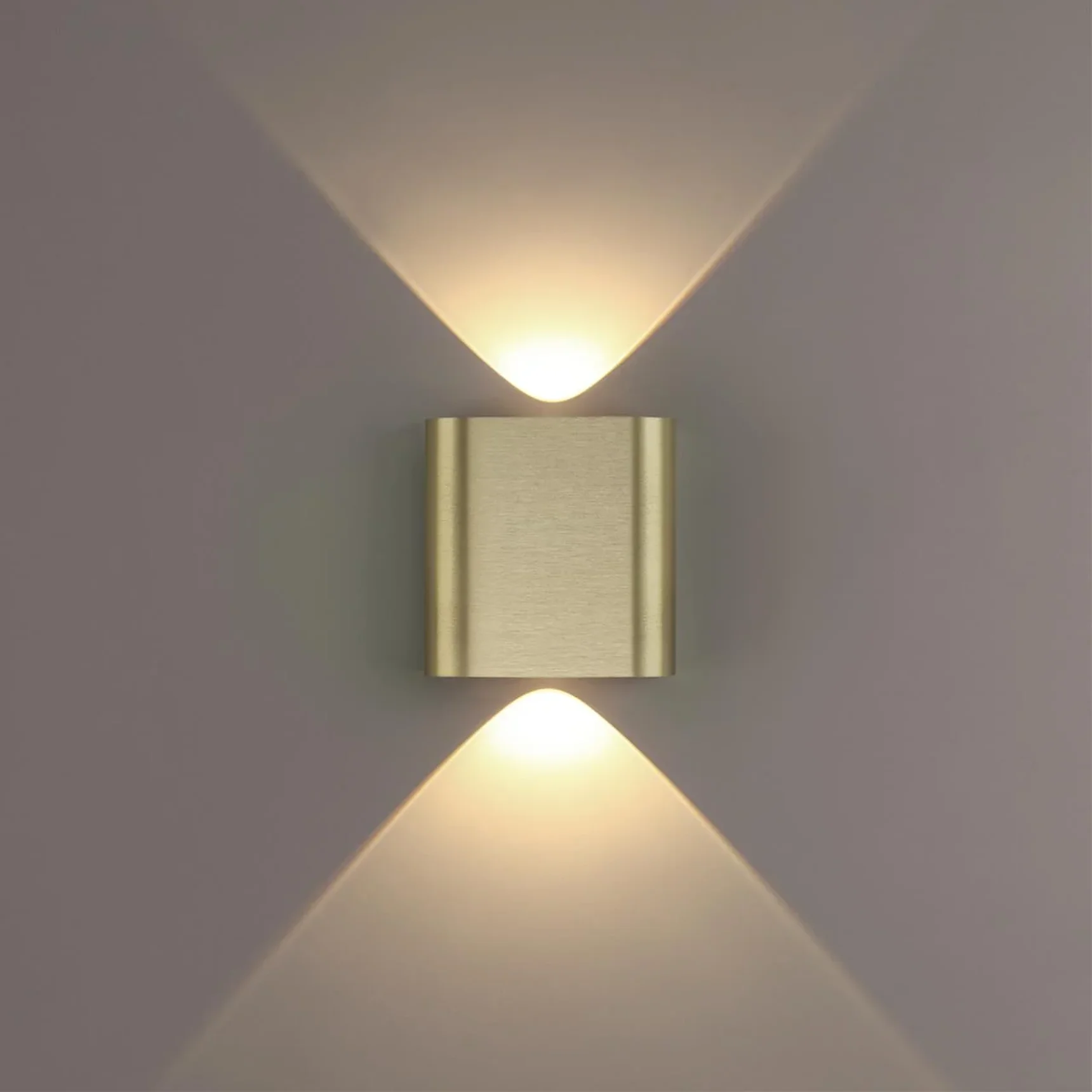 7107/2WL HIGHTECH ODL26 441 Настенный светильник бронза/металл IP20 LED 2W 3000K 220V MAGNUM
