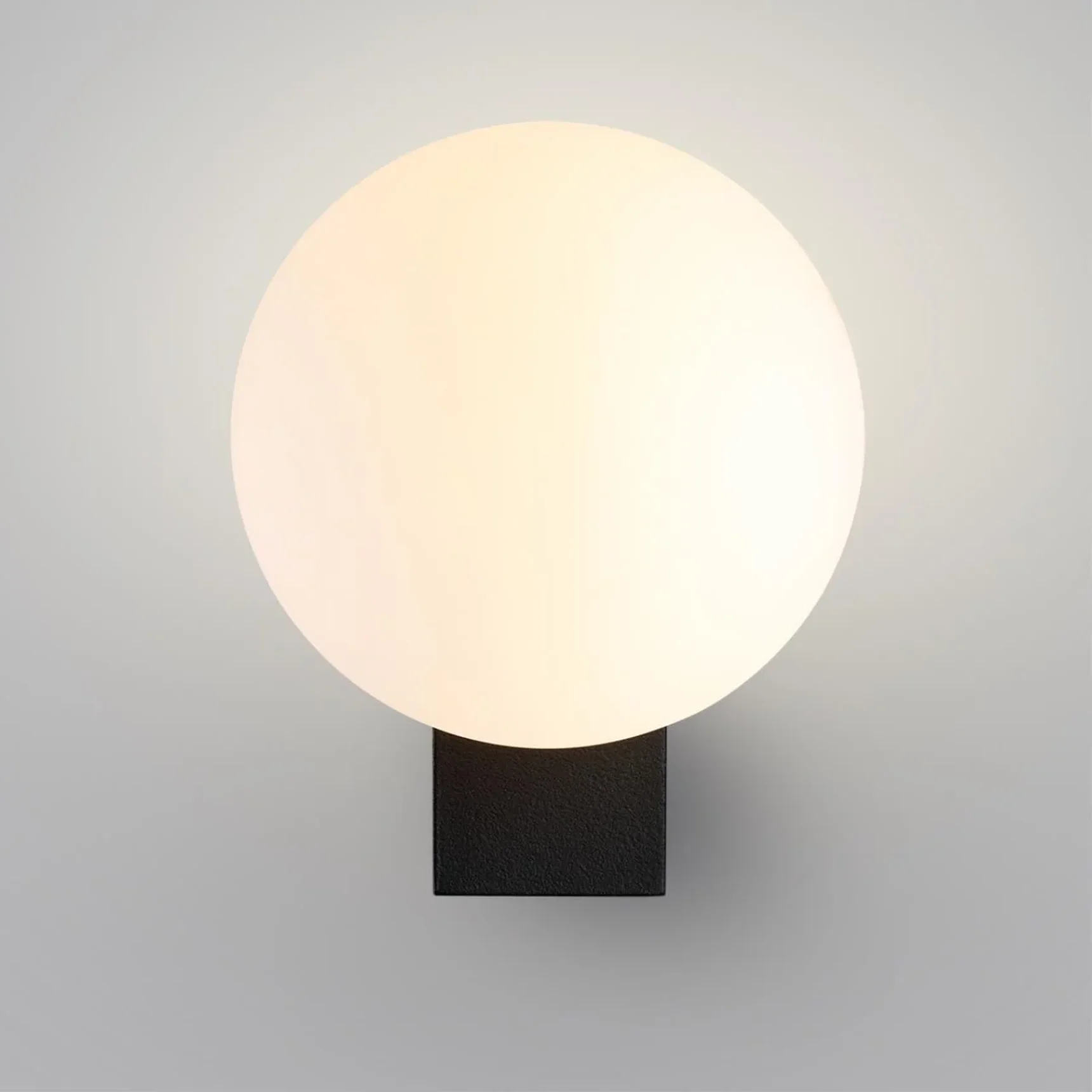 7124/1W NATURE ODL25 671 Фасадный светильник белый/стекло/металл IP65 LED 1*G9 LED*5W 220-240V VIVA