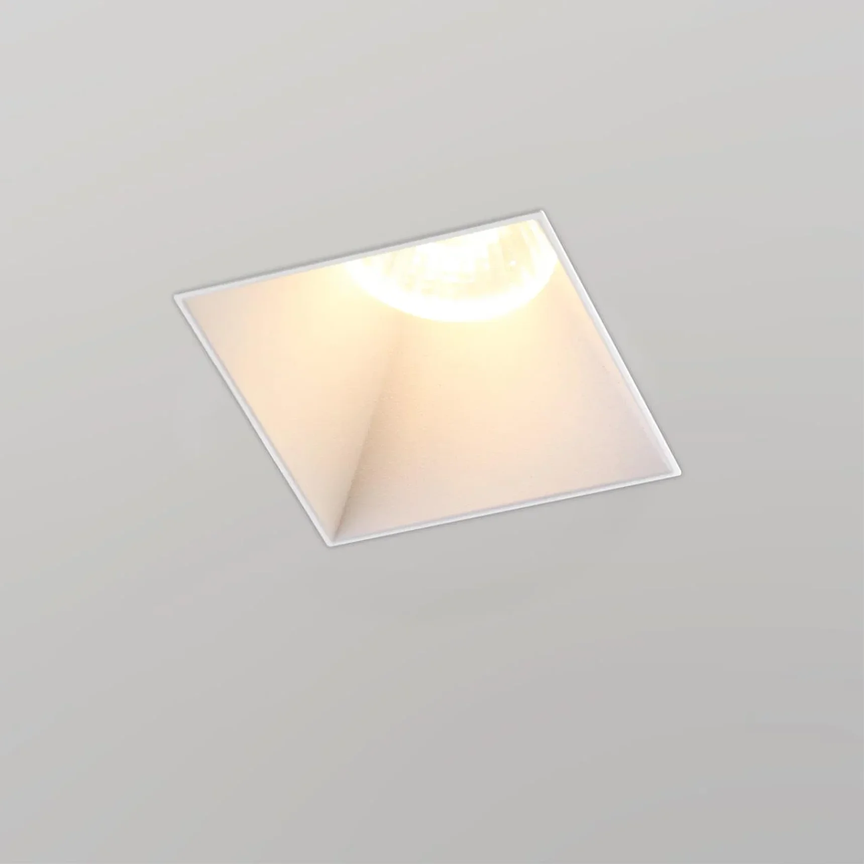 370997 WIR NT25 622 белый Светильник встраиваемый для ГКЛ потолка IP20 GU10 50W 220V NIMBUS