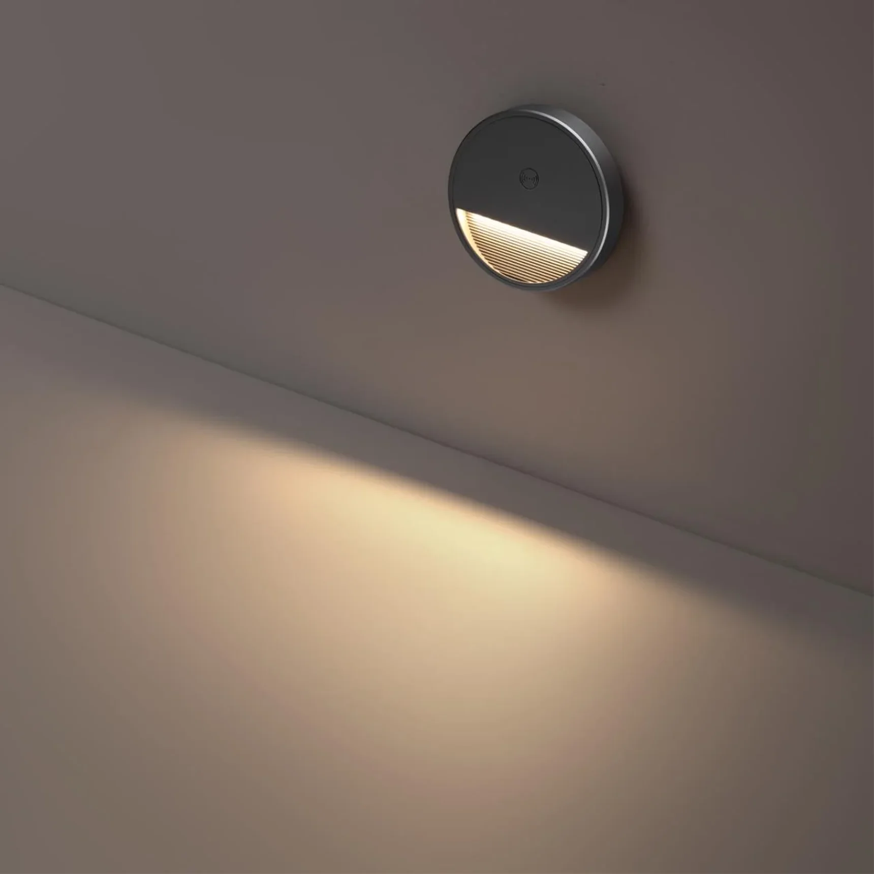 359708 OVER NT25 434 серый Светильник накладной сенсорный для лестниц IP20 LED 0.4W 3000К 1000mAh Li-ion, 5V VESPERA