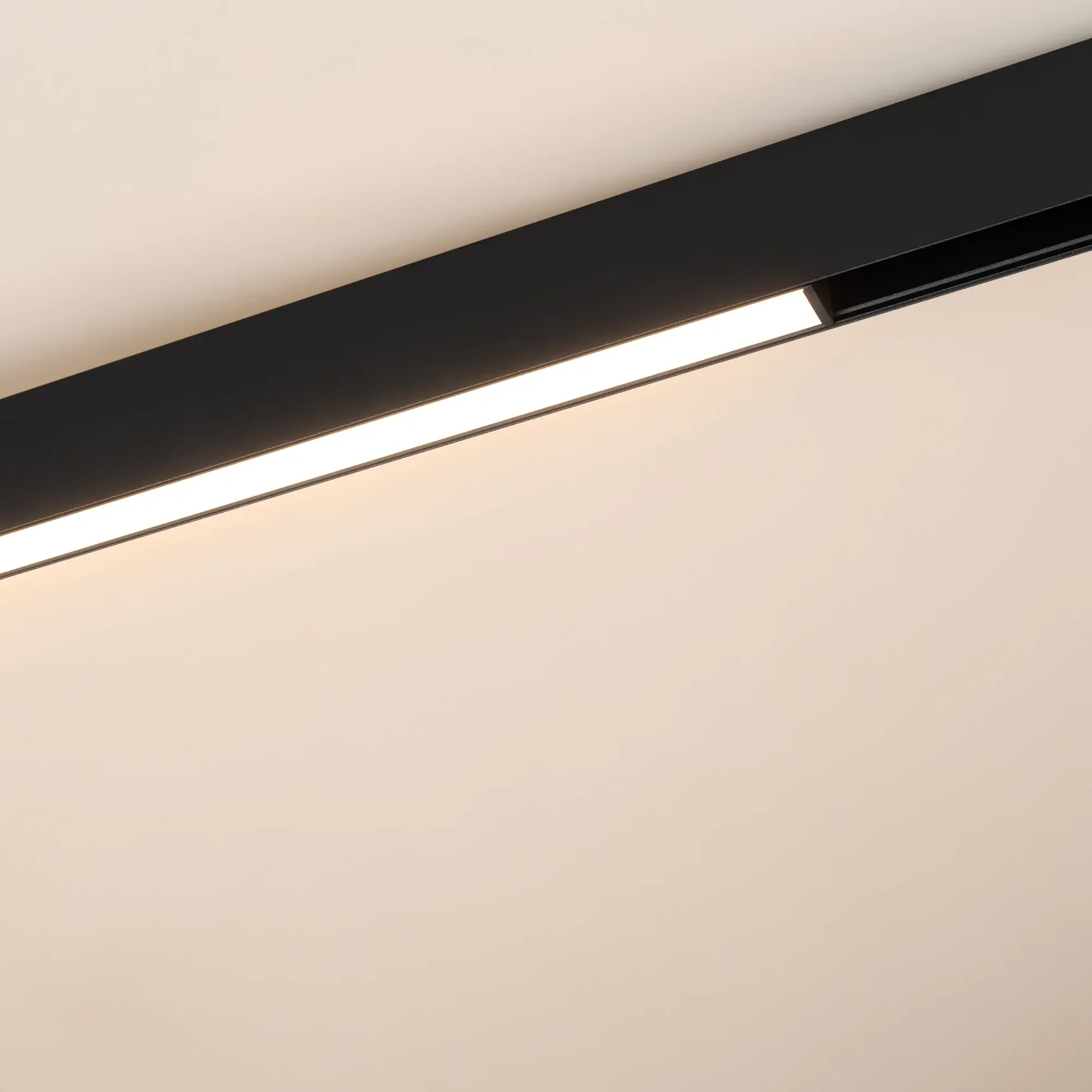 Светильник MAG-ORIENT-FLAT-L465-16W Day4000 (BK, 100 deg, 48V) (Arlight, IP20 Металл, 5 лет) 033611(1)