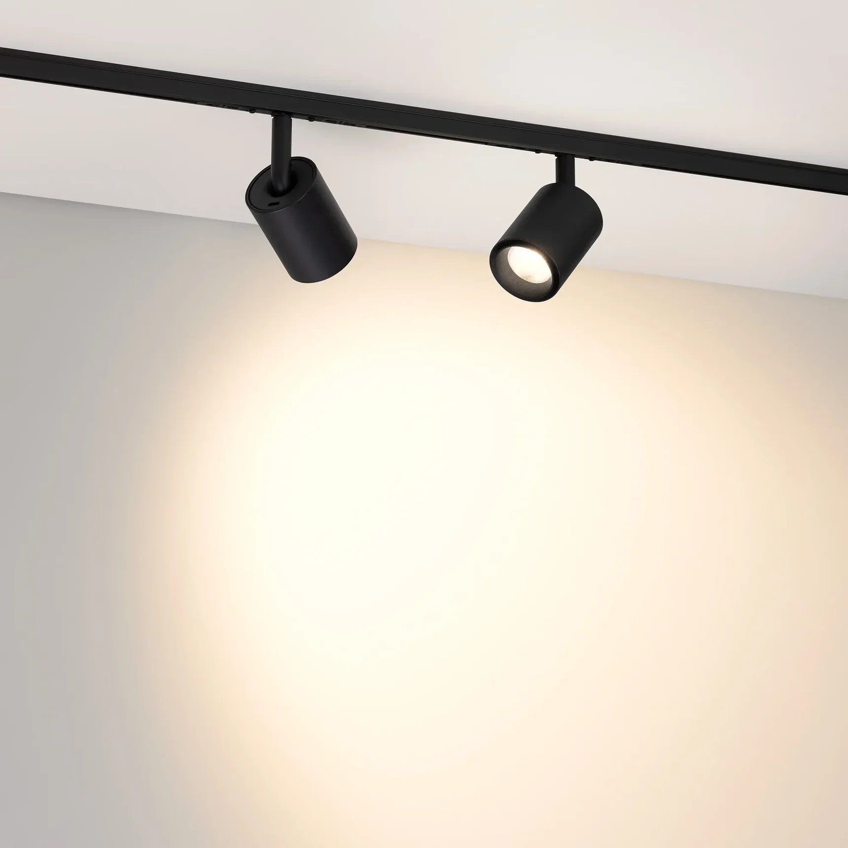 Светильник MAG-MICROCOSM-SPOT-ZOOM-R47-9W Warm3000 (BK, 15-55 deg, 24V) (Arlight, IP20 Металл, 5 лет) 051769