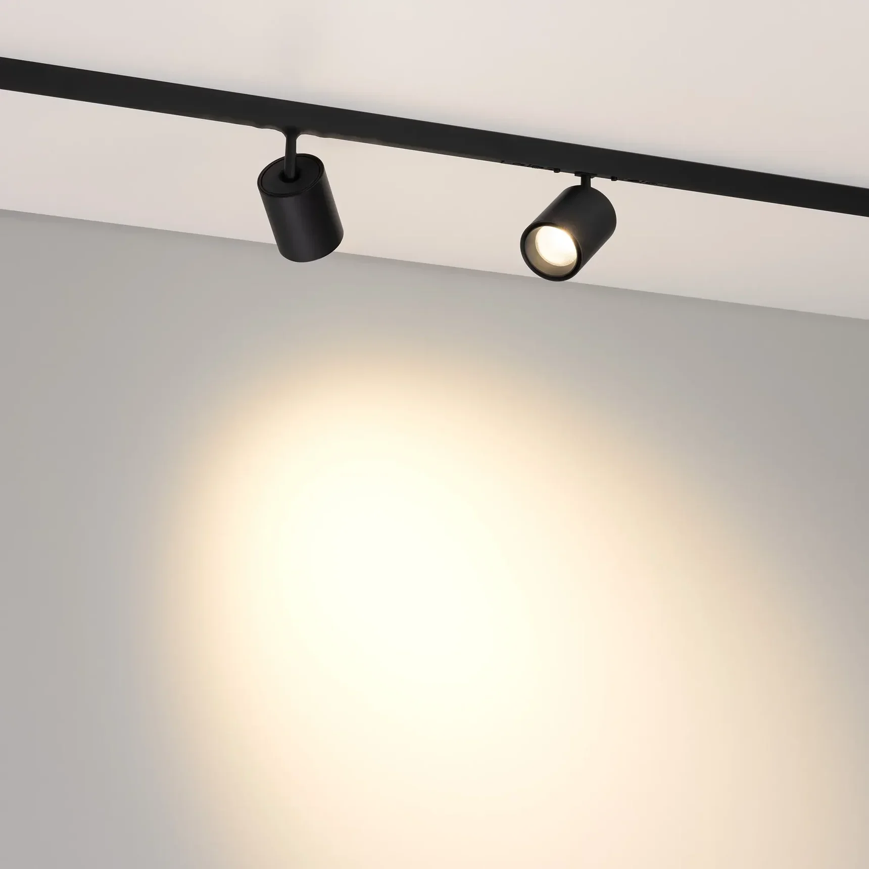 Светильник MAG-MICROCOSM-SPOT-ZOOM-R38-5W Warm3000 (WH, 10-55 deg, 24V) (Arlight, IP20 Металл, 5 лет) 051805