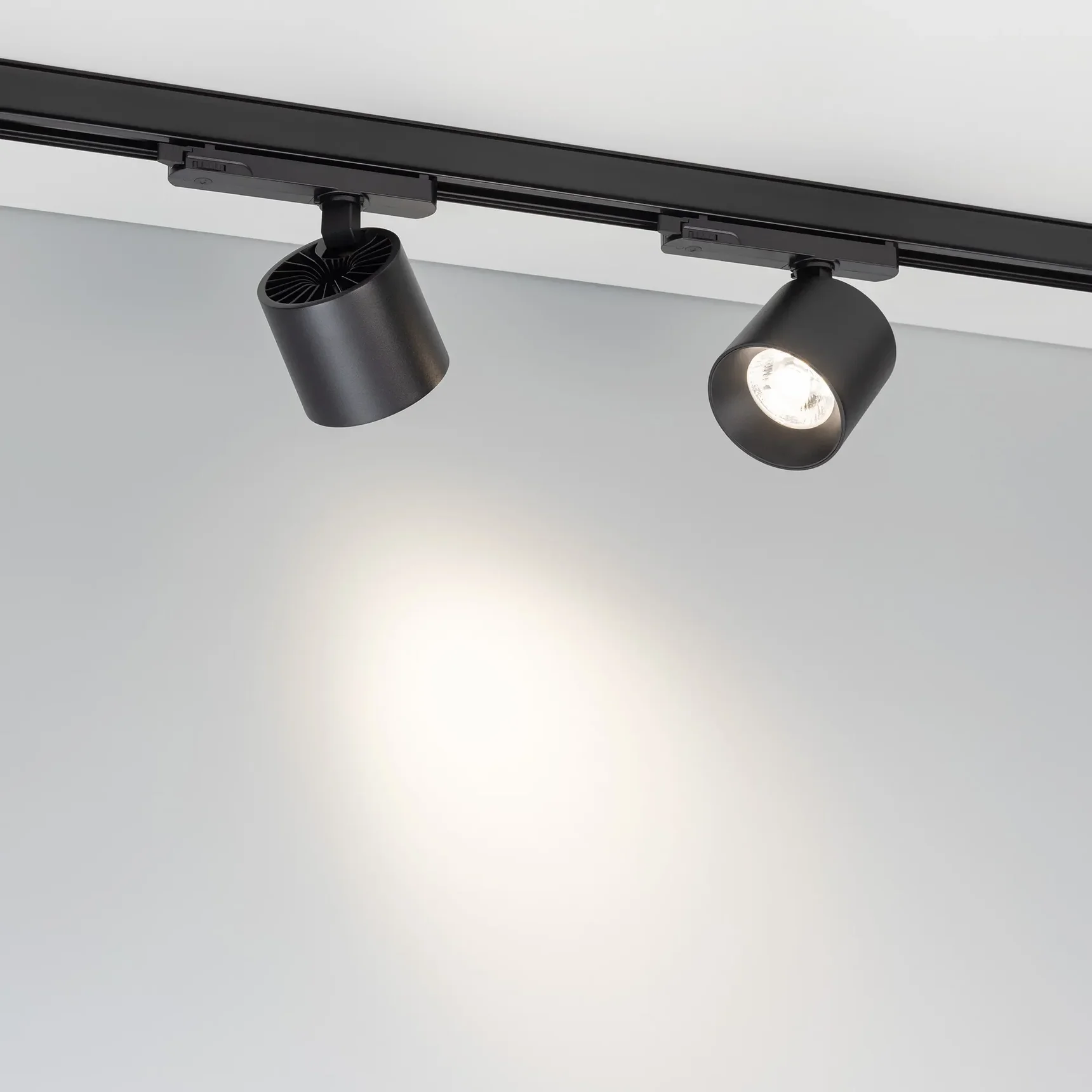 Светильник LGD-DYKE-4TR-R90-26W Day4000 (BK, 20 deg, 230V) (Arlight, IP20 Металл, 5 лет) 052136