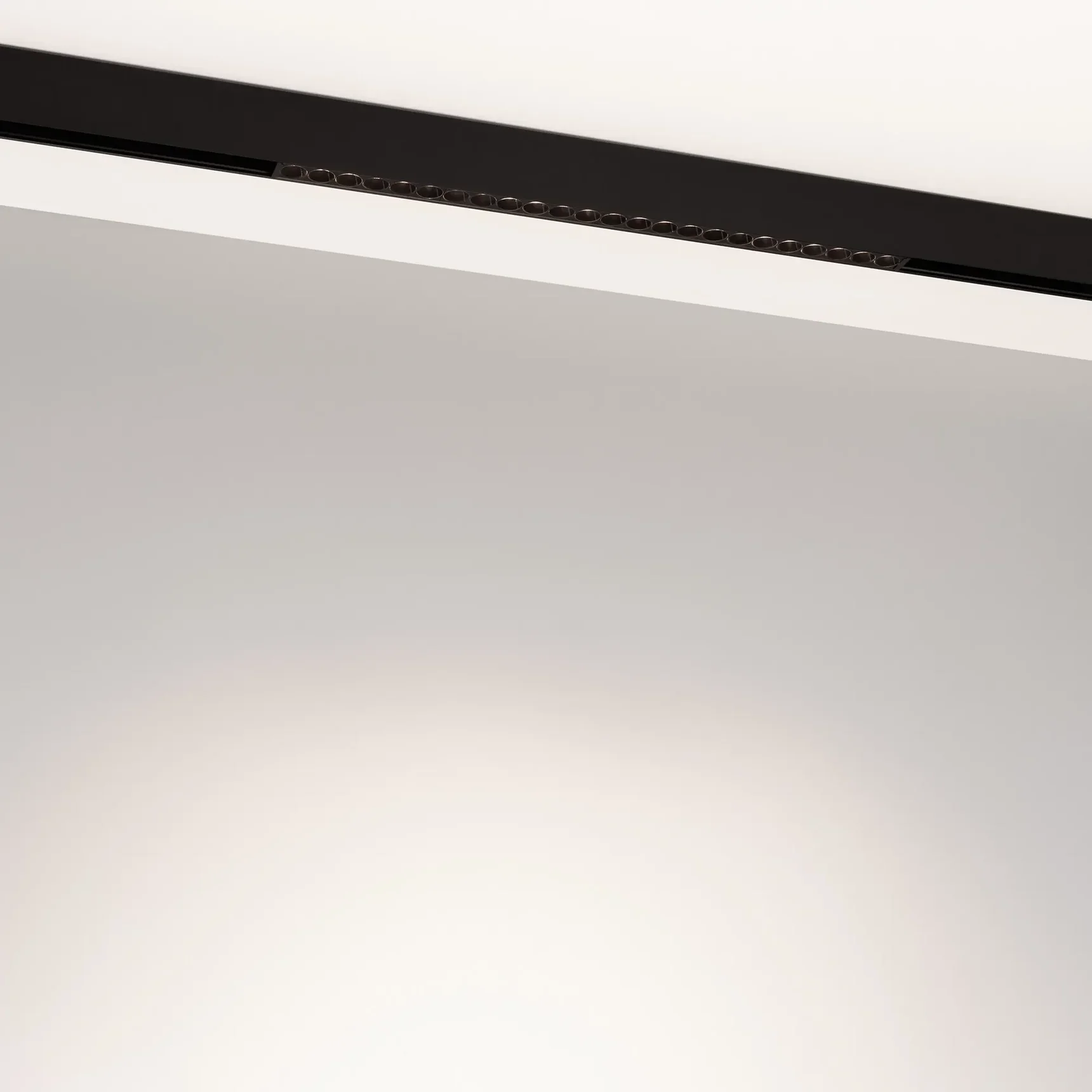 Светильник MAG-ORIENT-DOTS-L465-16W Day4000-MIX (BK, 24 deg, 48V, TUYA Zigbee) (Arlight, IP20 Металл, 5 лет) 053813