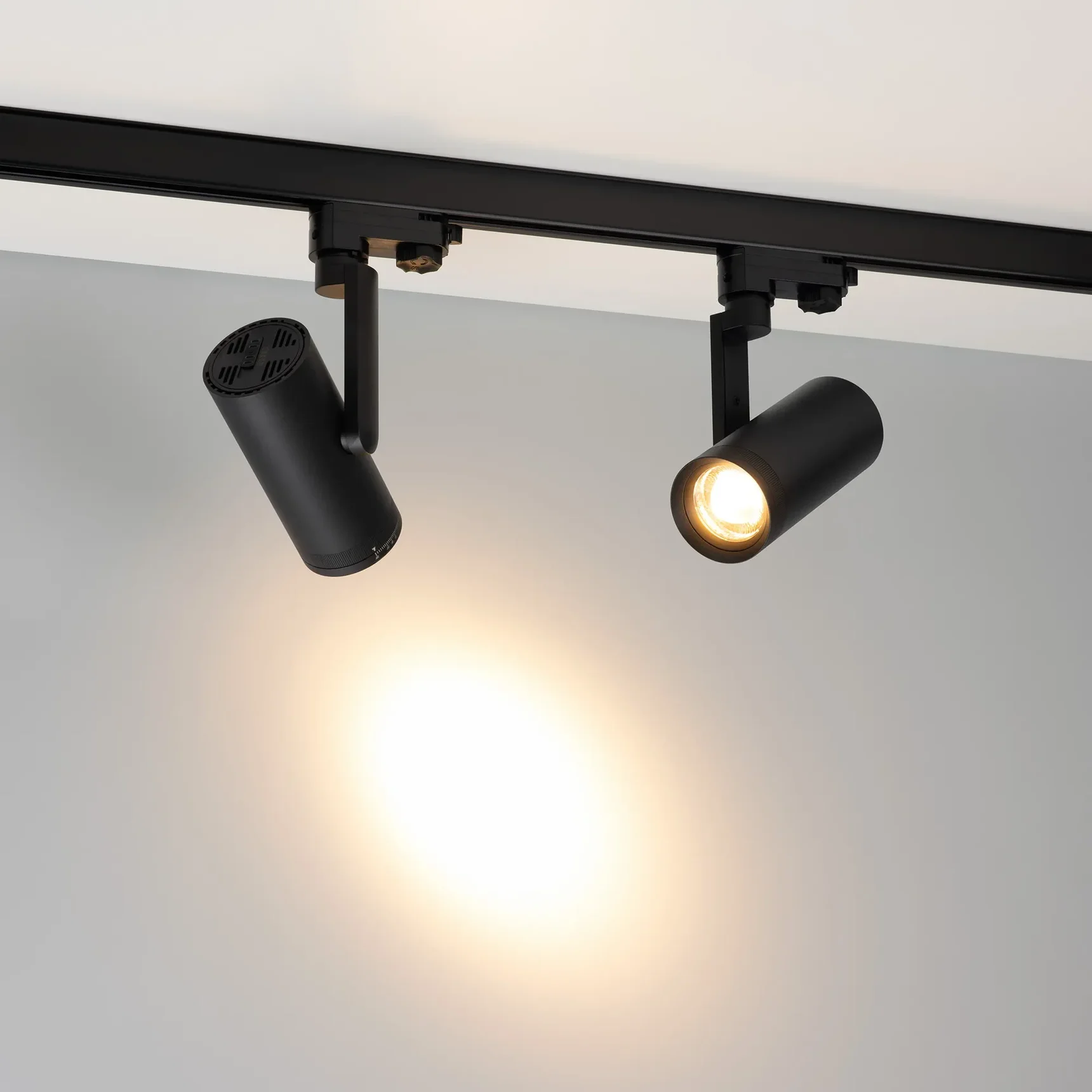 Светильник LGD-URANUS-4TR-R65-10W Warm3500-MIX (BK, 20-50 deg, side holder, 230V) (Arlight, IP20 Металл, 5 лет) 055806