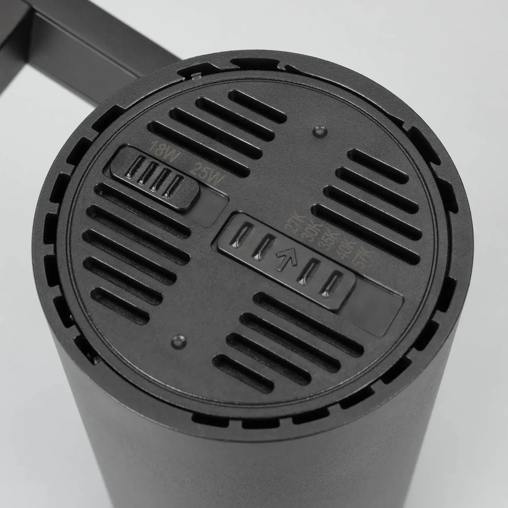 Светильник LGD-URANUS-4TR-R75-18W/25W Warm3500-MIX (BK, 20-50 deg, side holder, 230V) (Arlight, IP20 Металл, 5 лет) 055807