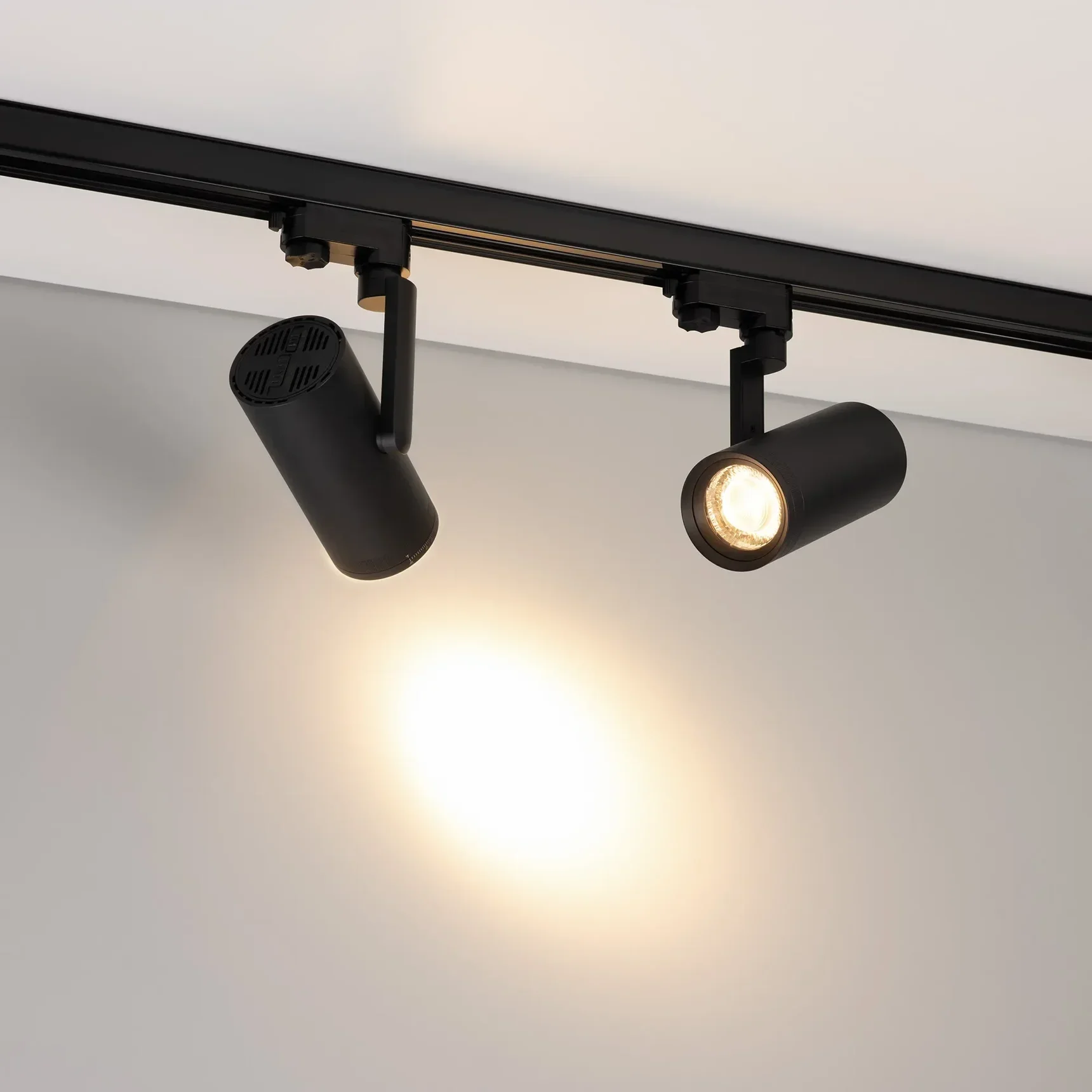 Светильник LGD-URANUS-4TR-R75-18W/25W Warm3500-MIX (BK, 20-50 deg, side holder, 230V) (Arlight, IP20 Металл, 5 лет) 055807