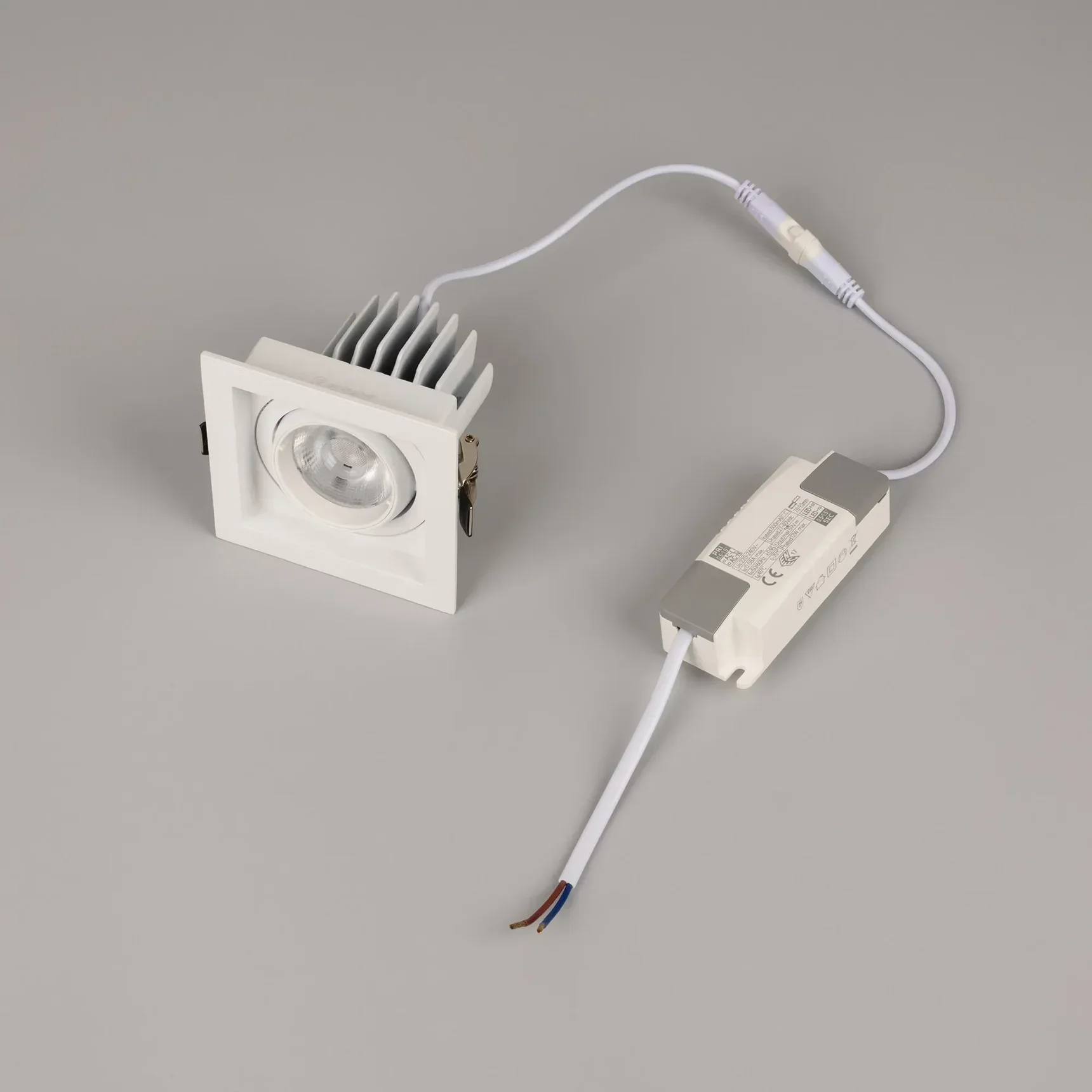 Светильник MS-VORTEX-BUILT-S90x90-12W Day4000 (WH-WH, 40 deg, 230V) (Arlight, IP20 Металл, 5 лет) 057915