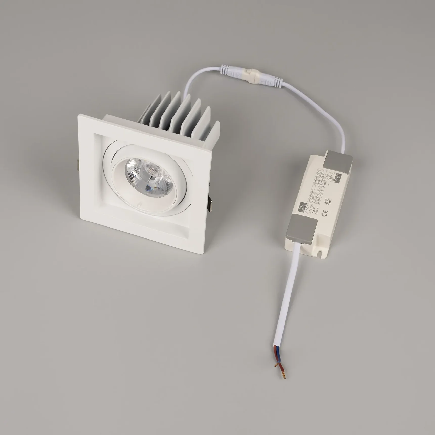 Светильник MS-VORTEX-BUILT-S117x117-20W Warm3000 (WH-WH, 20 deg, 230V) (Arlight, IP20 Металл, 5 лет) 057916