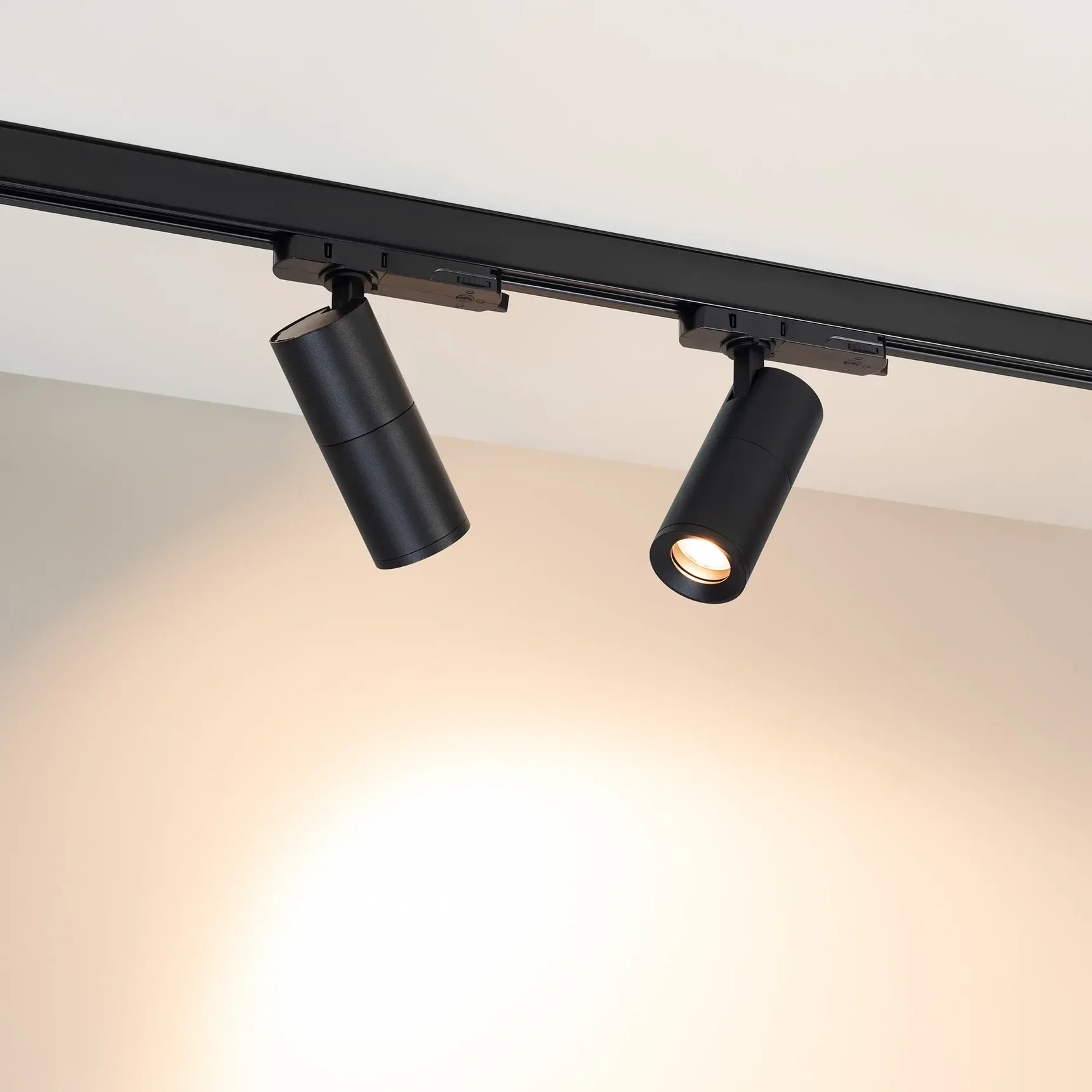 Светильник LGD-ARTEMIS-TRACK-4TR-R55-12W Warm2700 (BK, 8-80 deg, 230V) (Arlight, IP20 Металл, 5 лет) 062276