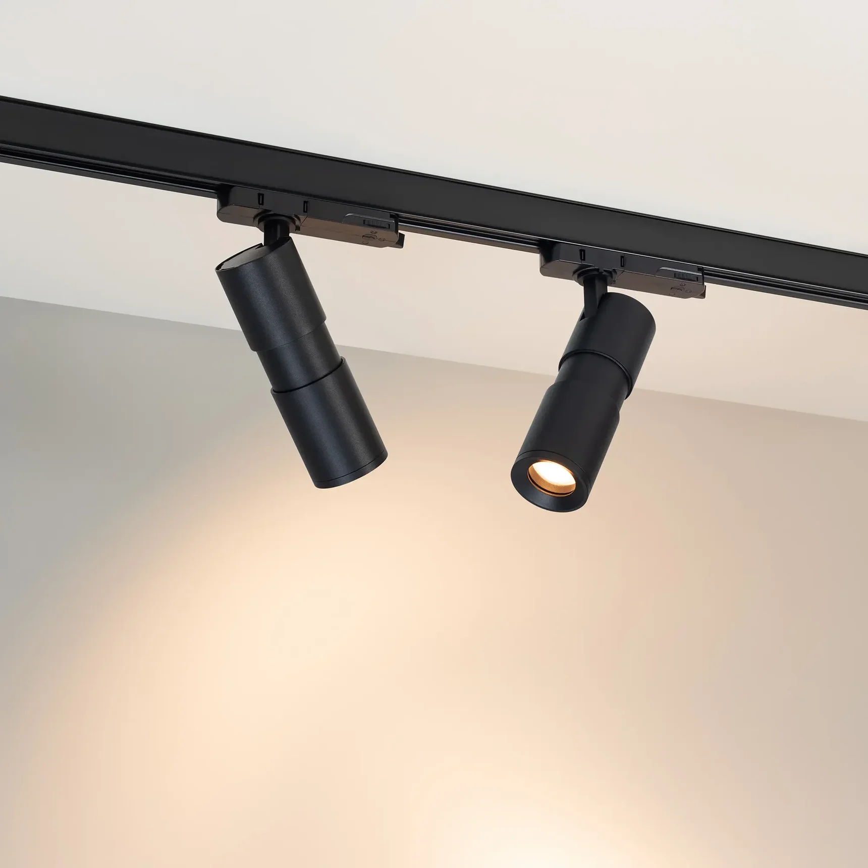 Светильник LGD-ARTEMIS-TRACK-4TR-R55-12W Warm2700 (BK, 8-80 deg, 230V) (Arlight, IP20 Металл, 5 лет) 062276