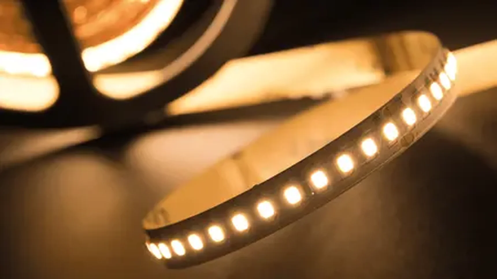 Светодиодная лента SWG PRO 2835, 168 LED/м, 17,3 Вт/м, 24В , IP20, Цвет: Теплый белый, SWG2P168-24-17.3-WW-20