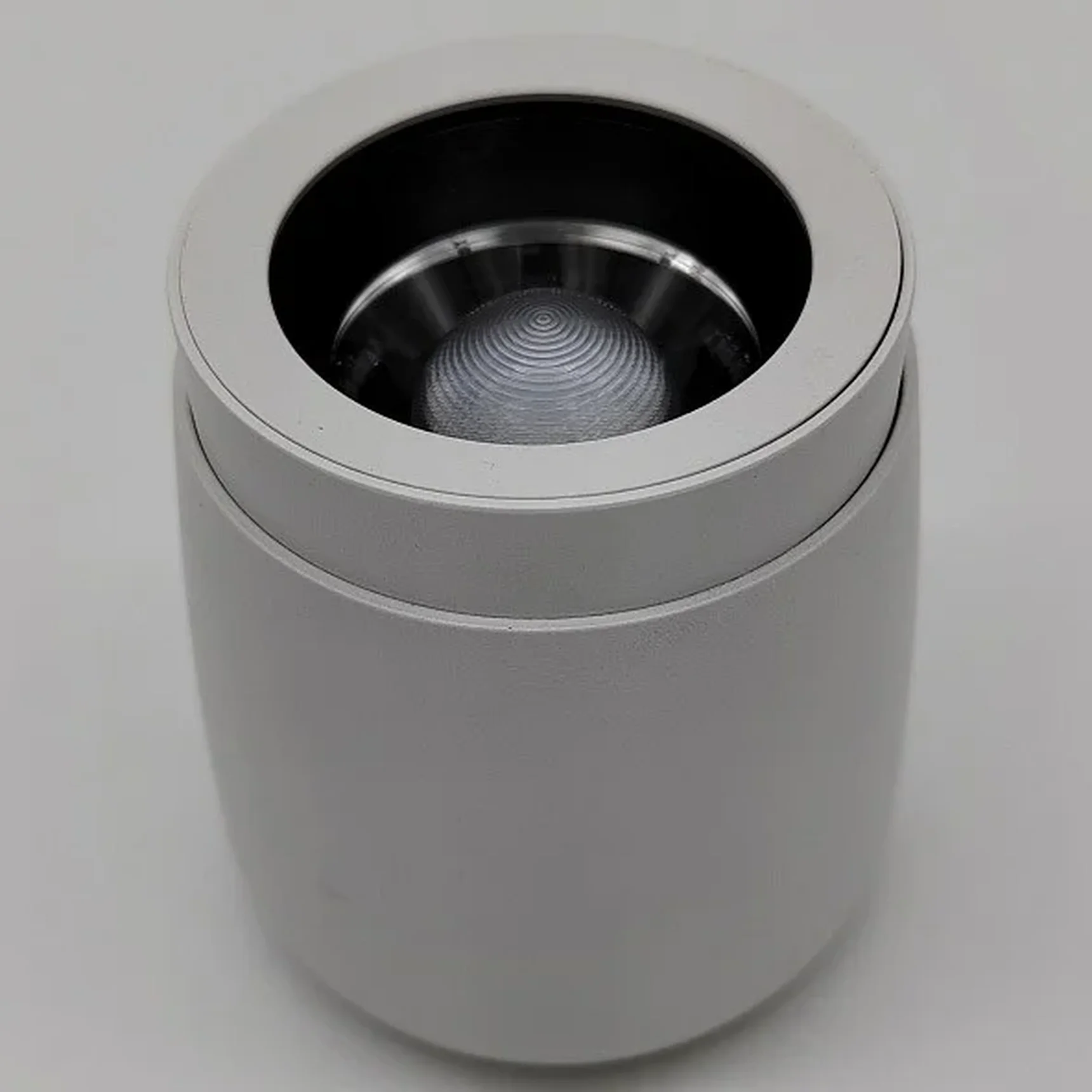 Светильник накладной iLEDEX Metrica 114-12W-D90-4K-ZOOM-WH