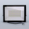 Светодиодный прожектор тонкий LUX 100W нейтральный 4500К 220V