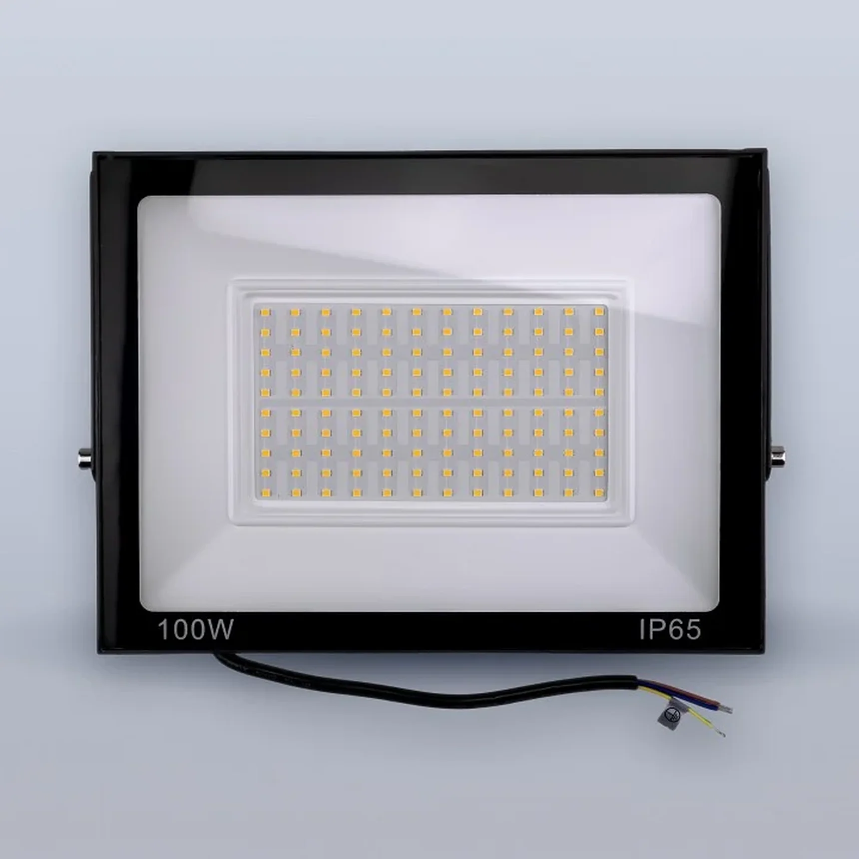 Светодиодный прожектор тонкий LUX 100W нейтральный 4500К 220V