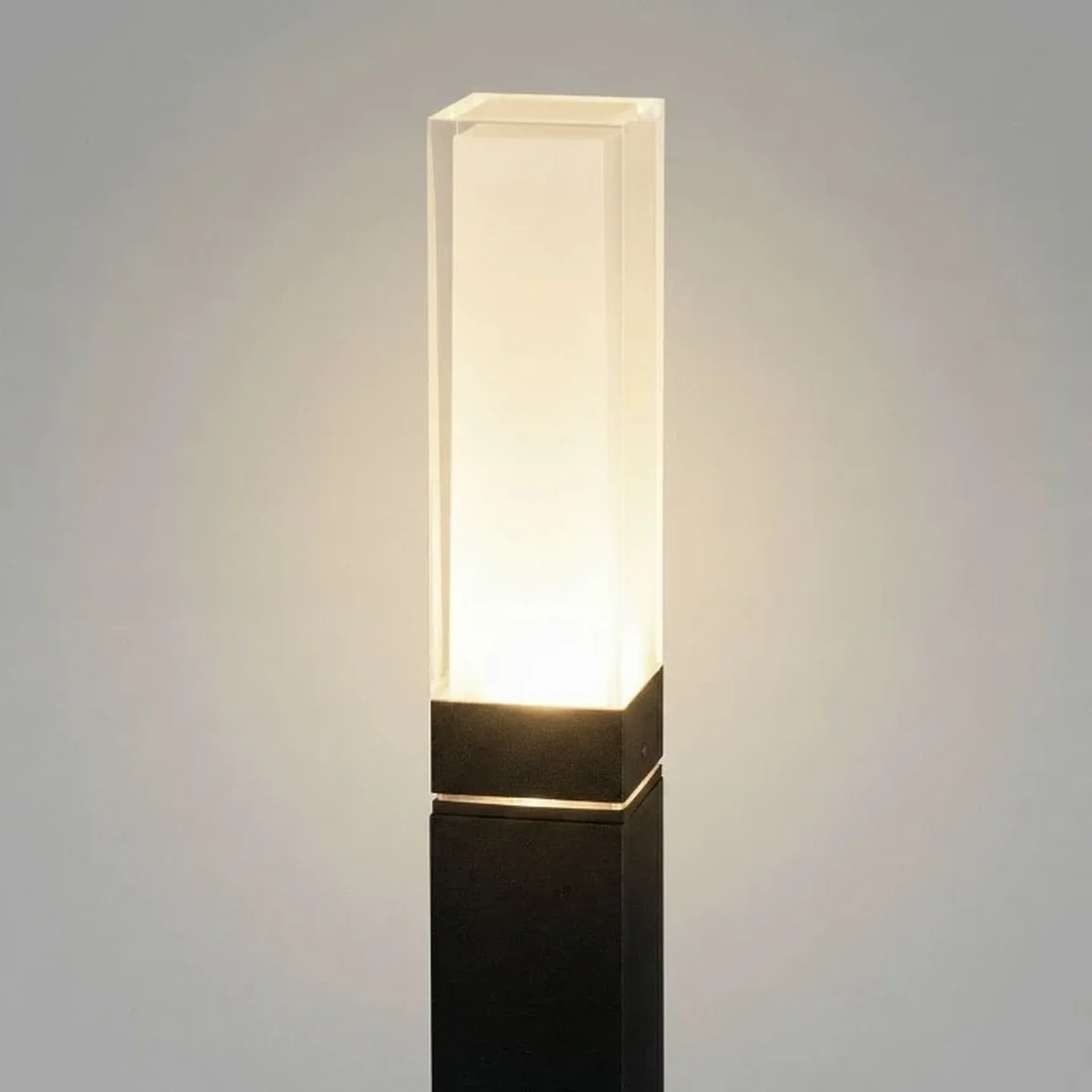 1537 TECHNO LED / Светильник садово-парковый со светодиодами 3000K чёрный