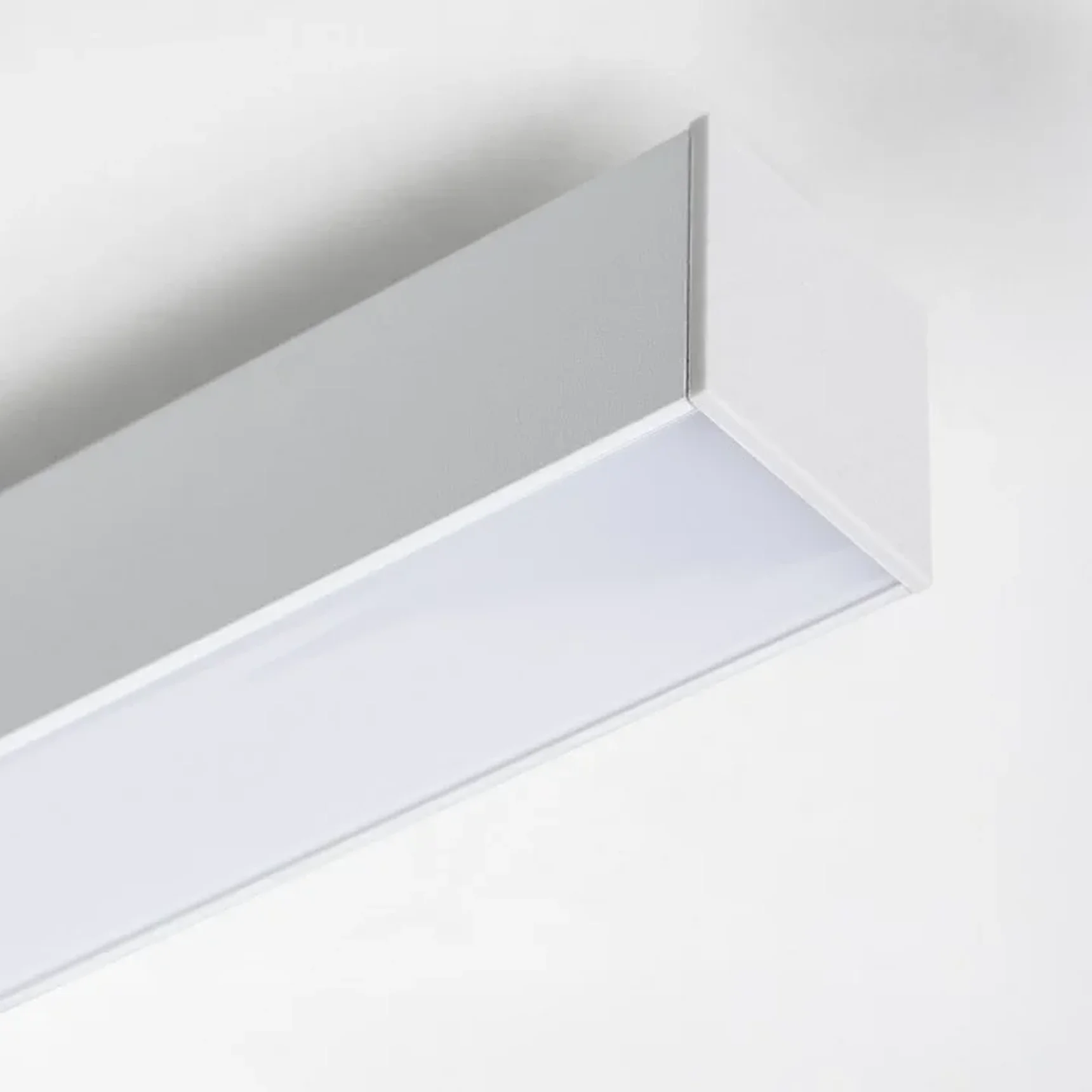 202136 Светильник линейный д/трека LILLA LED 30W 2250LM G БЕЛЫЙ 3000K