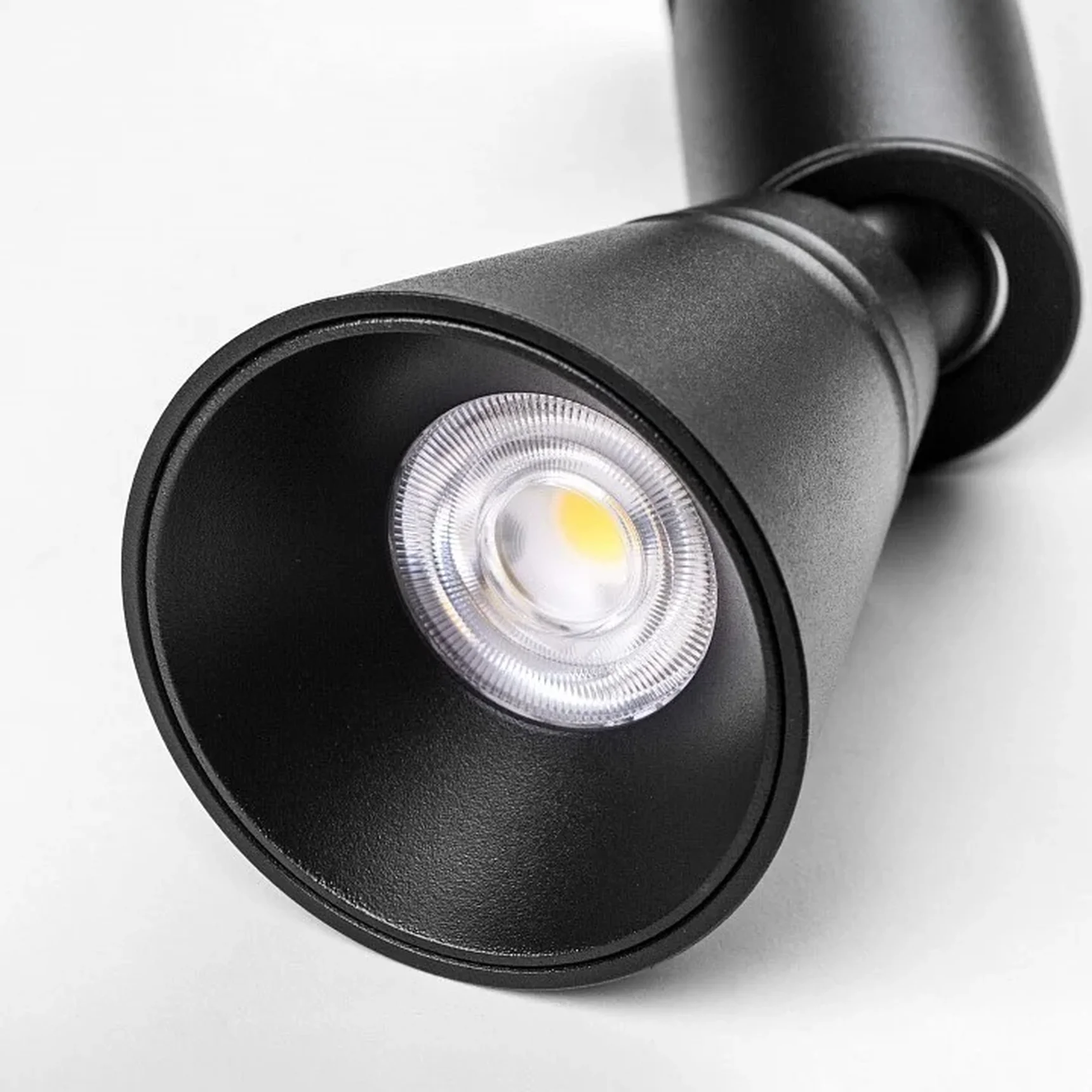 210847 Светильник 48V (D65) DUE HERMES 6W 590LM 36G ЧЕРНЫЙ 4000K