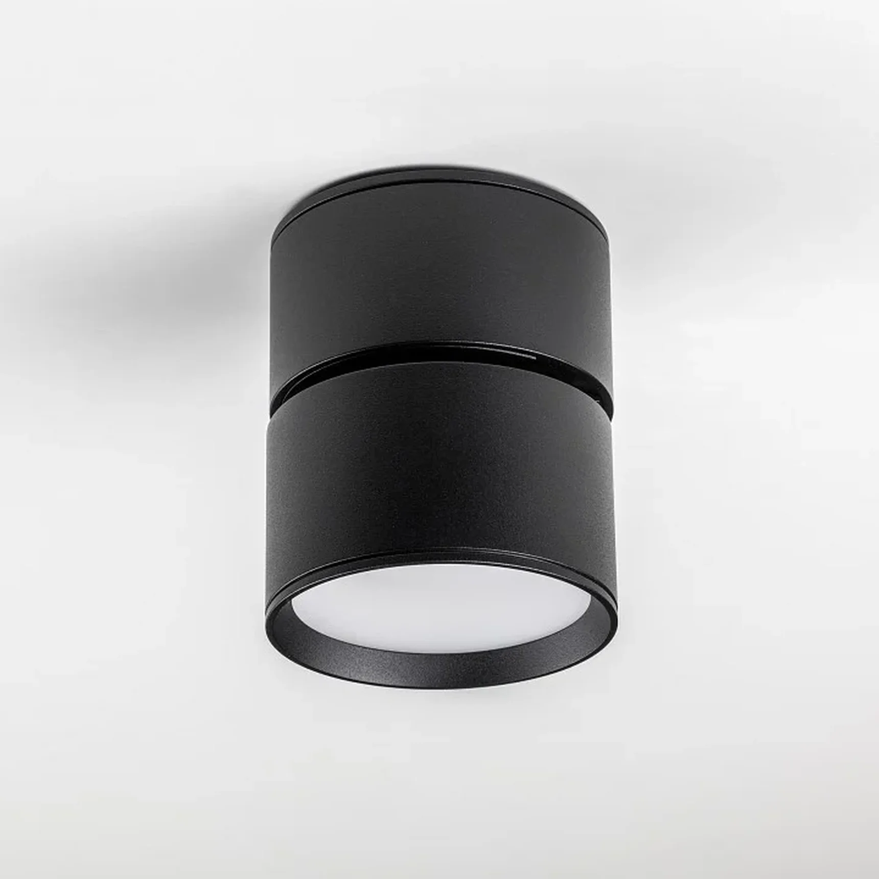 215837 Светильник ACUTO LED 9W 660LM 120G ЧЕРНЫЙ 3000/4000/6000K