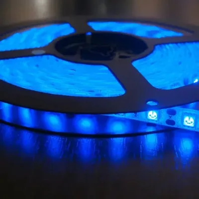 Светодиодная лента LUX 5050 60 LED (14.4W/M) 12V синяя IP20