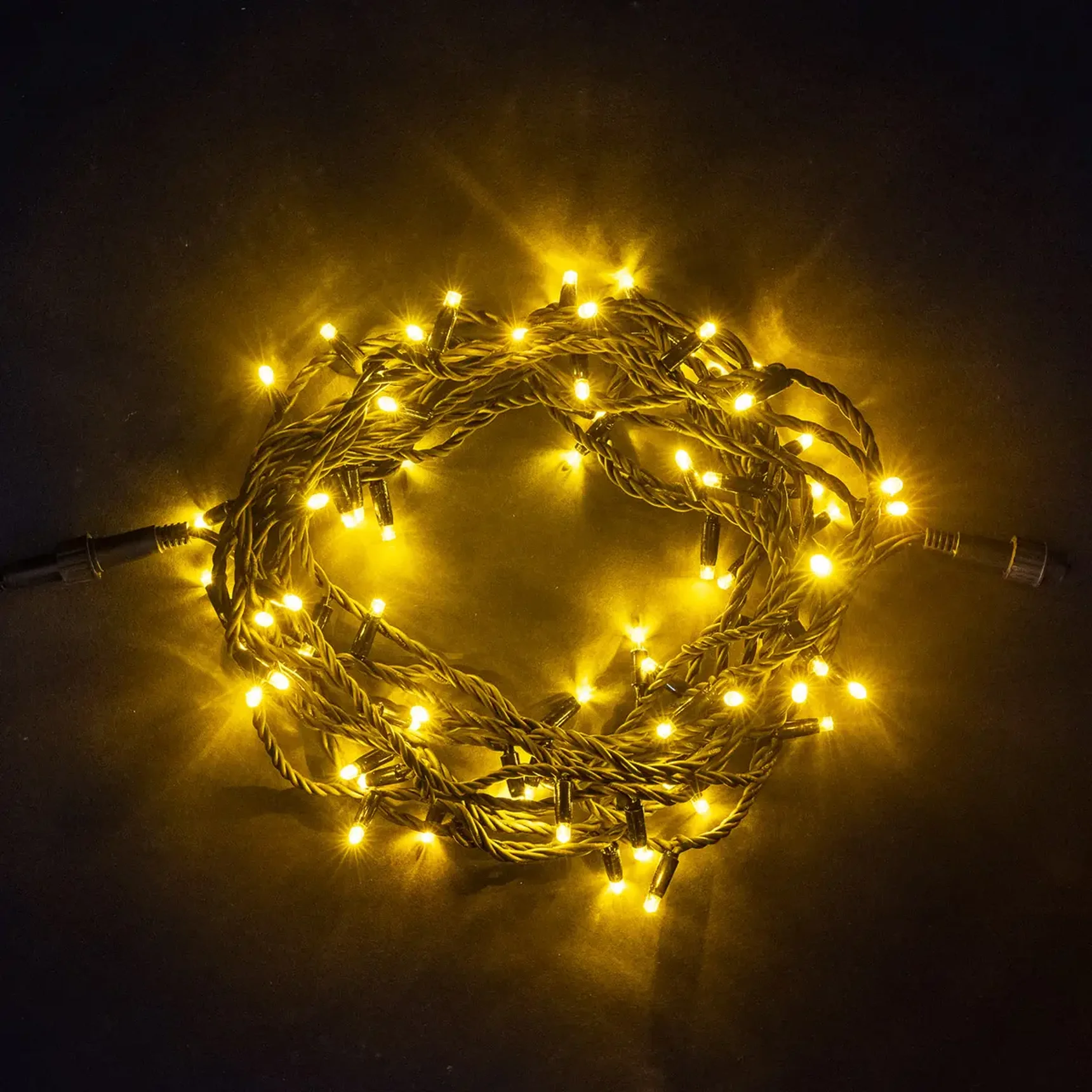 Гирлянда Нить 10м Желтая 24В, 75 LED, Провод Черный Каучук, IP54