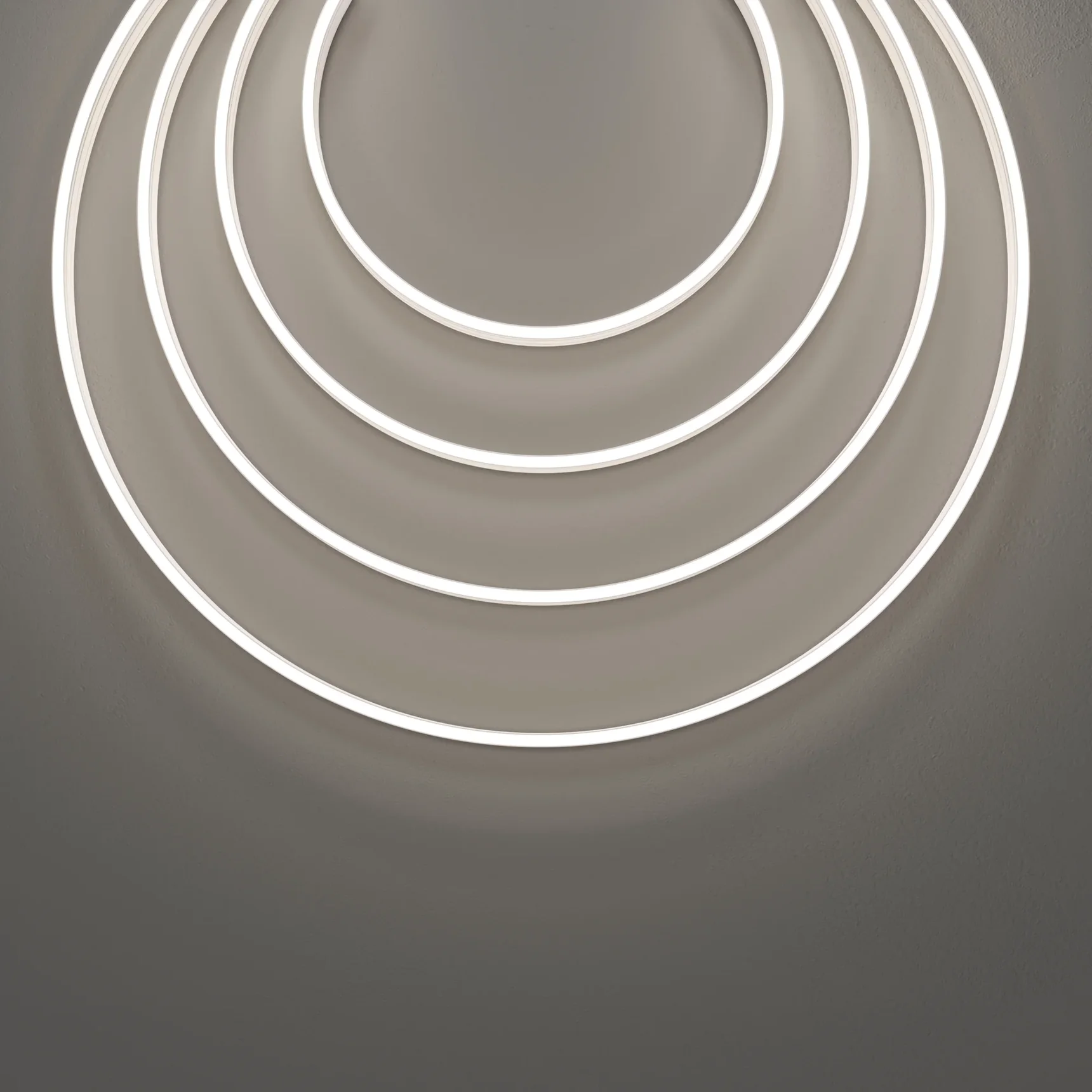 Гибкий неон 10x4 24В 9,6 Вт/м 4000K IP67 5м