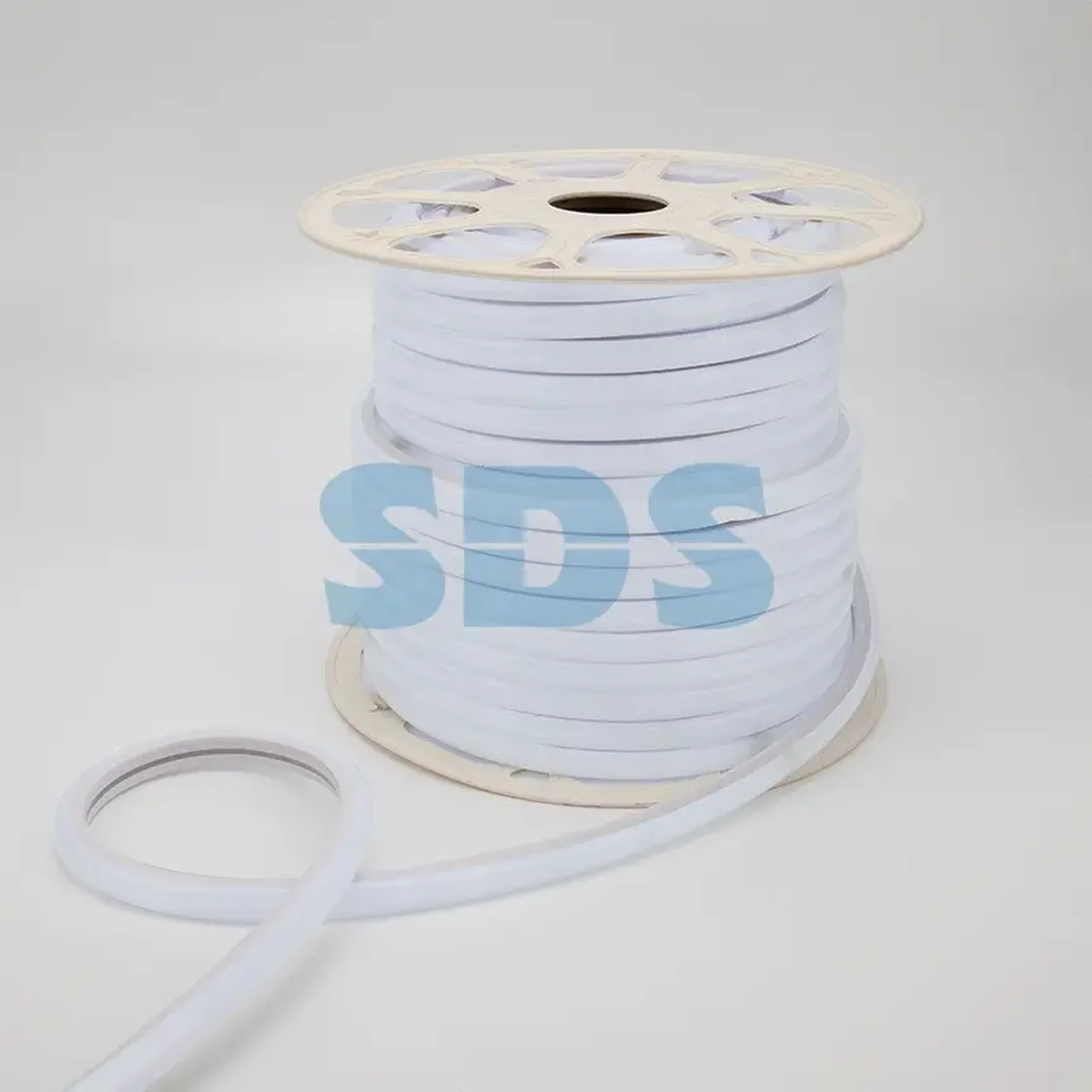 Гибкий неон LED SMD,  форма – D,  16х16 мм,  белый,  120 LED/м,  бухта 50 м