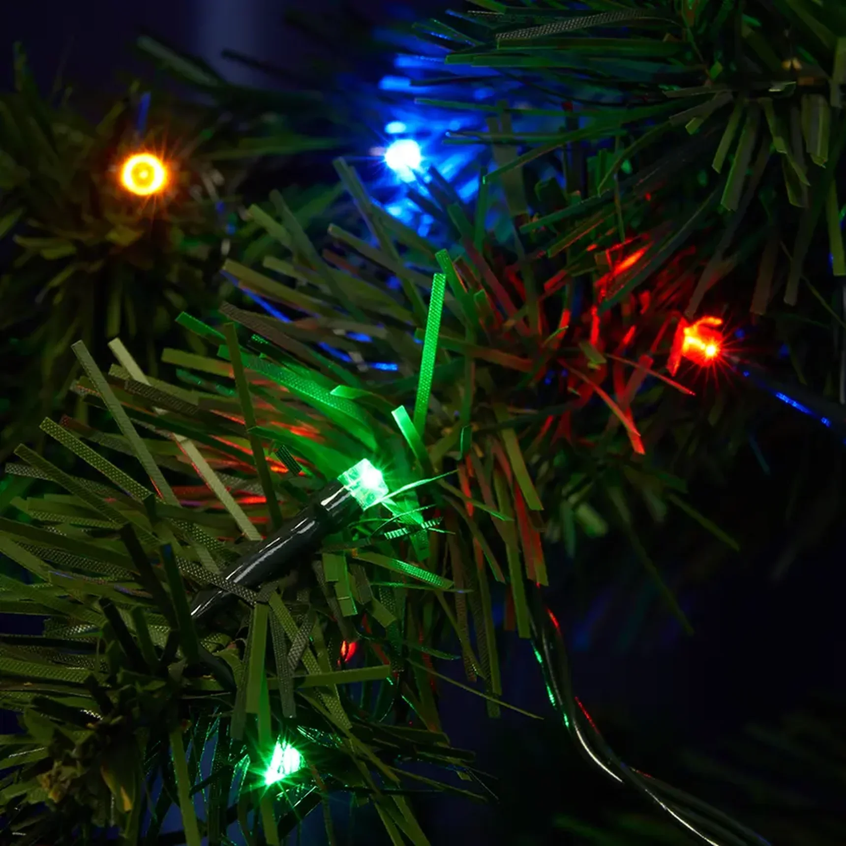 CL34 Гирлянда линейная, 100 LED мульти, с эффектом стробов, 10 м +1.5м черный шнур, IP65