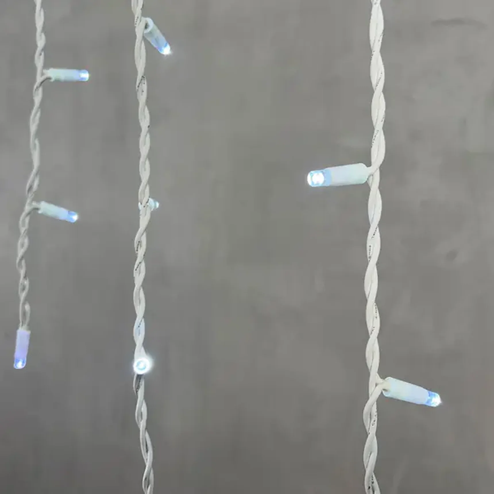 Гирлянда Бахрома 3,2 x 0,9 м Белая с Мерцанием Белого Диода 220В, 168 LED, Провод Белый Каучук, IP65