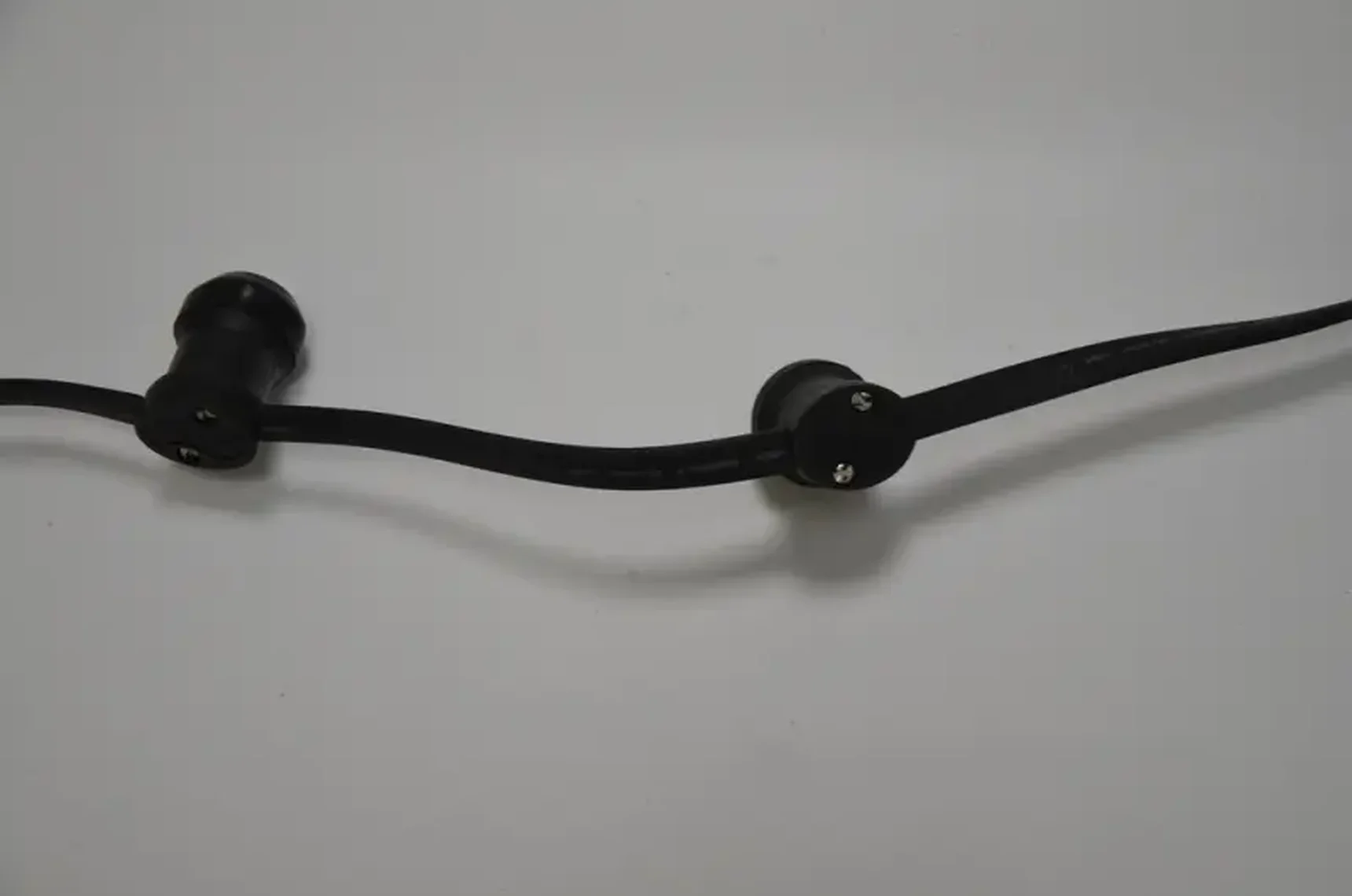 2BLR-250E27-50M-20CM-240V,Белт-лайт 2-х пр. влагозащищ. черный (20СМ между патронами)