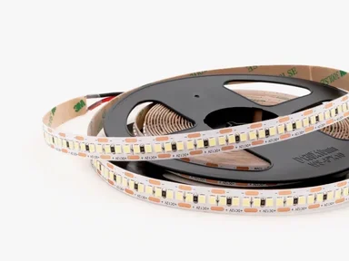 Светодиодная лента 2835 240/м (18Вт/м) 12В холодная 002286