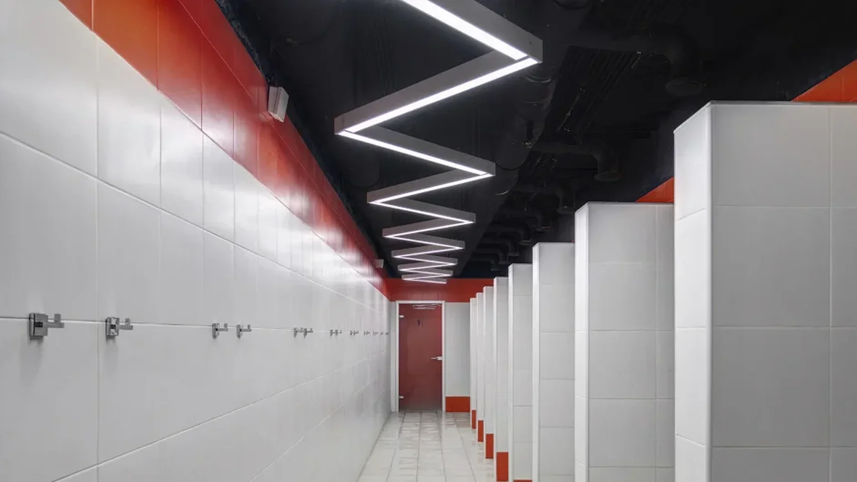 Светильник светодиодный зигзаг SILED SNAKE-02-PROF 1670х390х50х70 (63 Вт, 5000K, Черный)