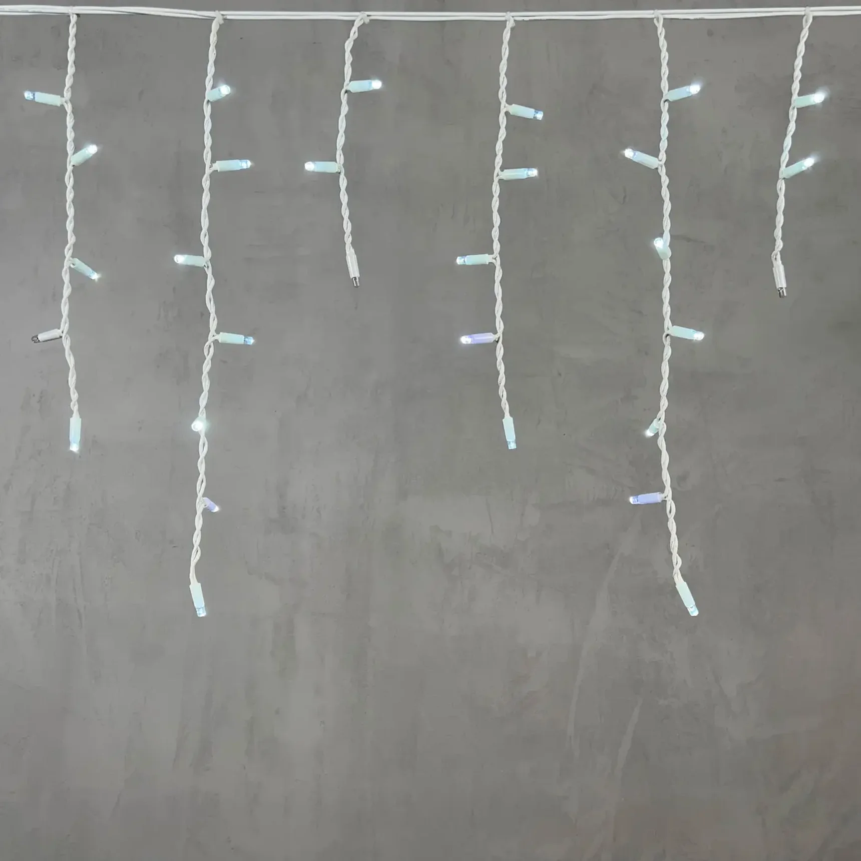 Гирлянда Бахрома 3,1 x 0,5 м Белая с Мерцанием Белого Диода 220В, 120 LED, Провод Белый Каучук, IP65