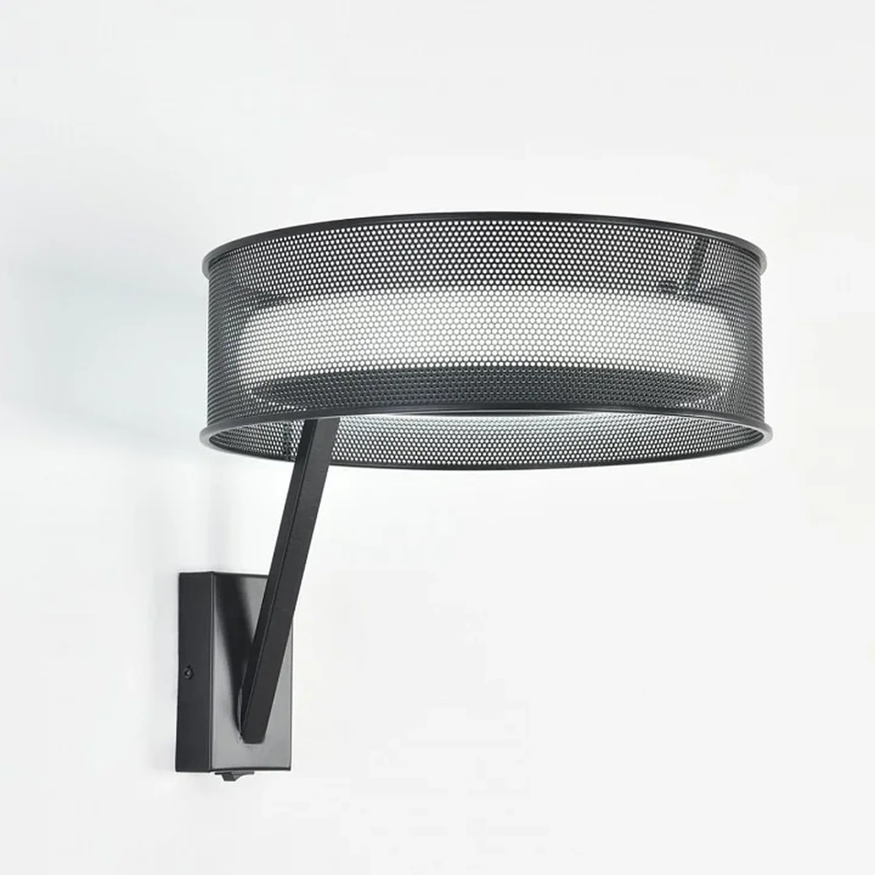 8370/15WL LEDIO LN черный, металл/силикон Бра LED 15W 3000/4000/6000K 220V ALVA