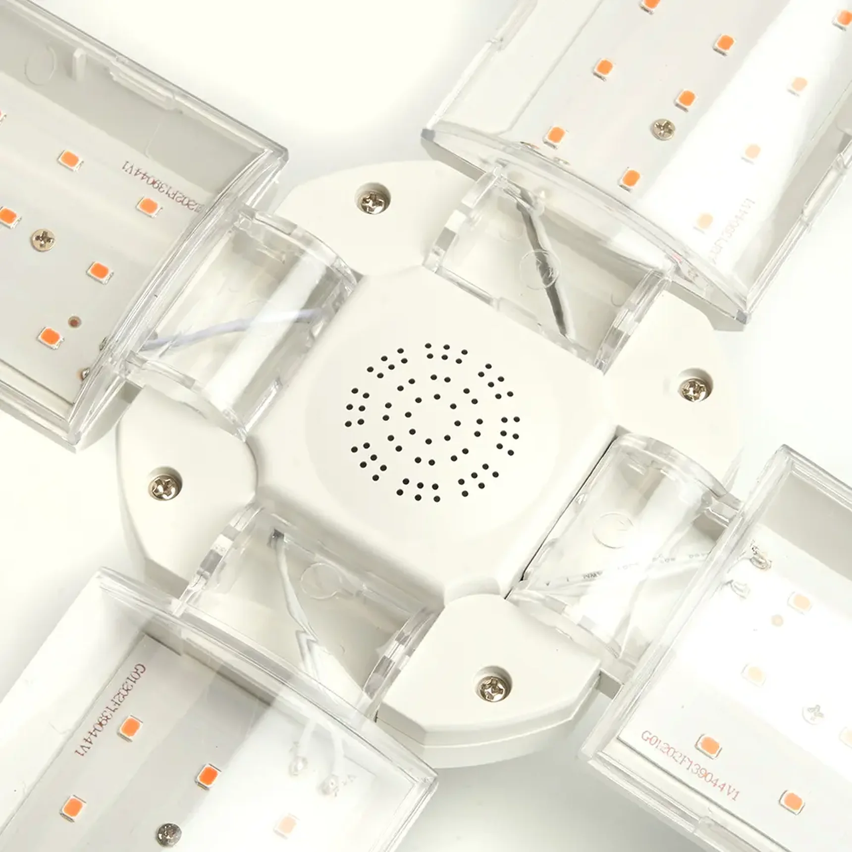 Лампа светодиодная 4-х лепестковая Feron LB-7000 E27 40W красно-синий спектр