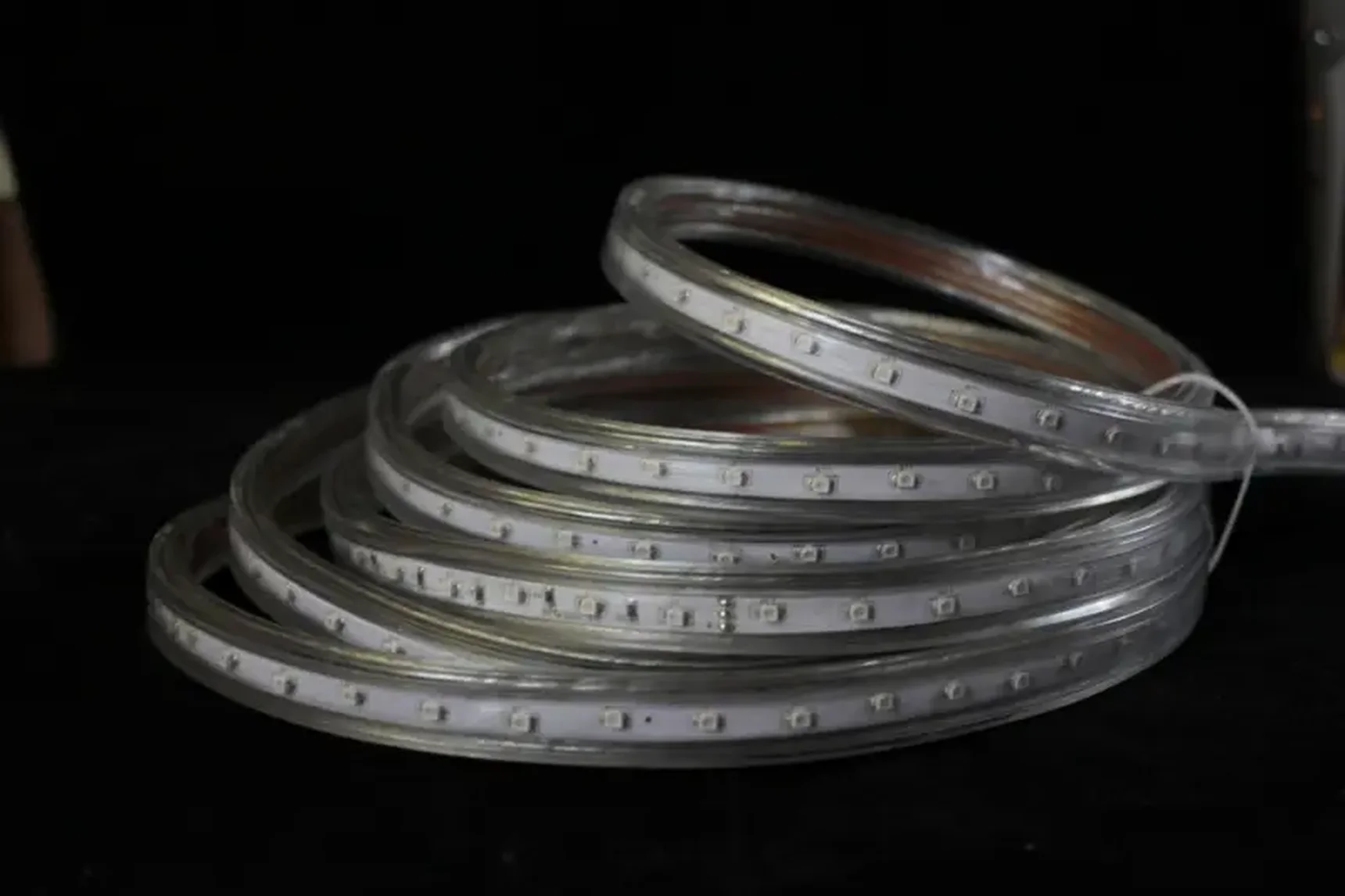 Дюралайт LT-FCB-WF-3528-60L-100M-220V-B, Тейп-Лайт чейзинг (водопад), синий, 8,5х17мм