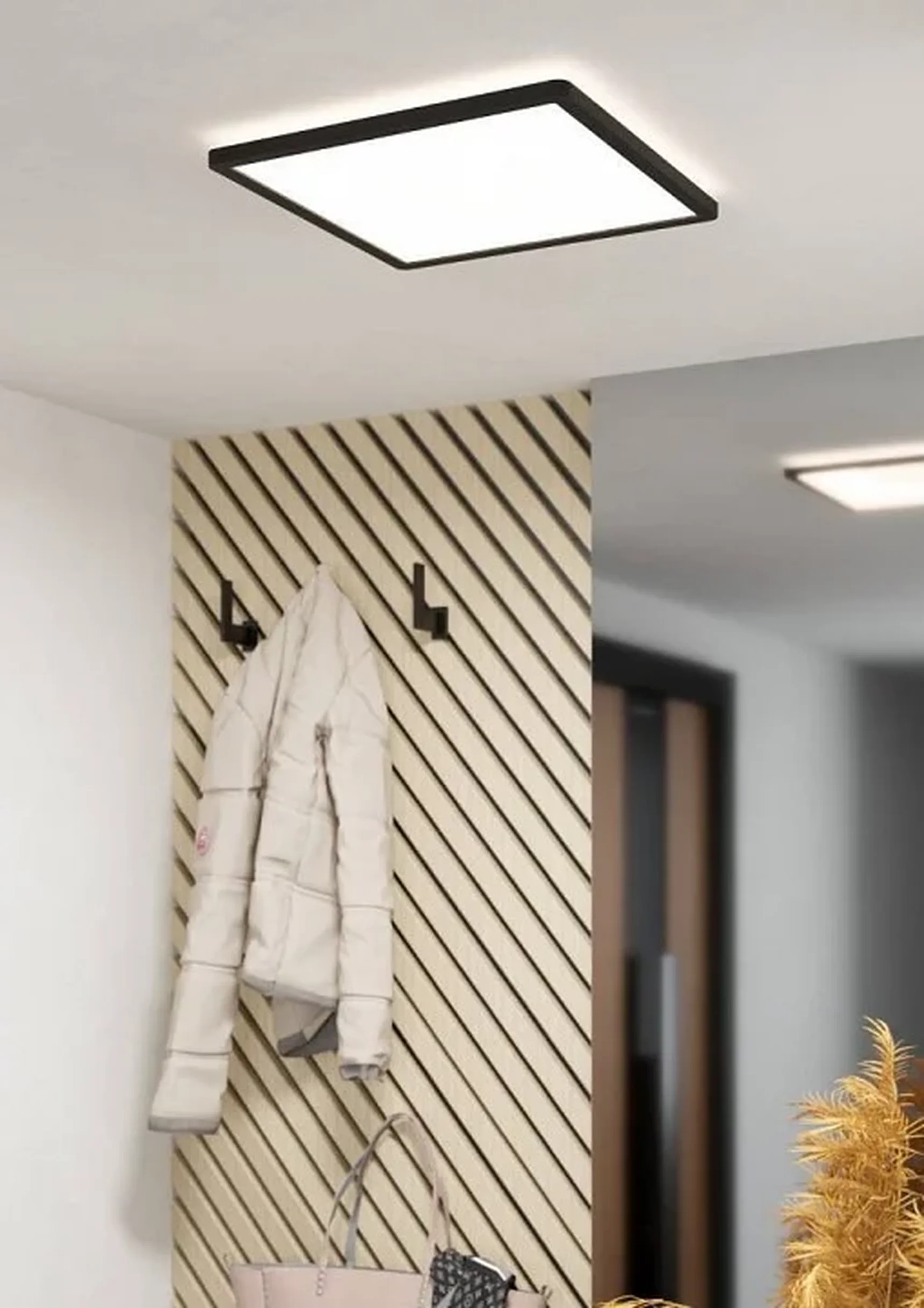 901575 Светодиод потолочн свет-к MINERARIO, 20,4W(LED), 390x390, IP54, 3000K, 3000lm, пластик, черны