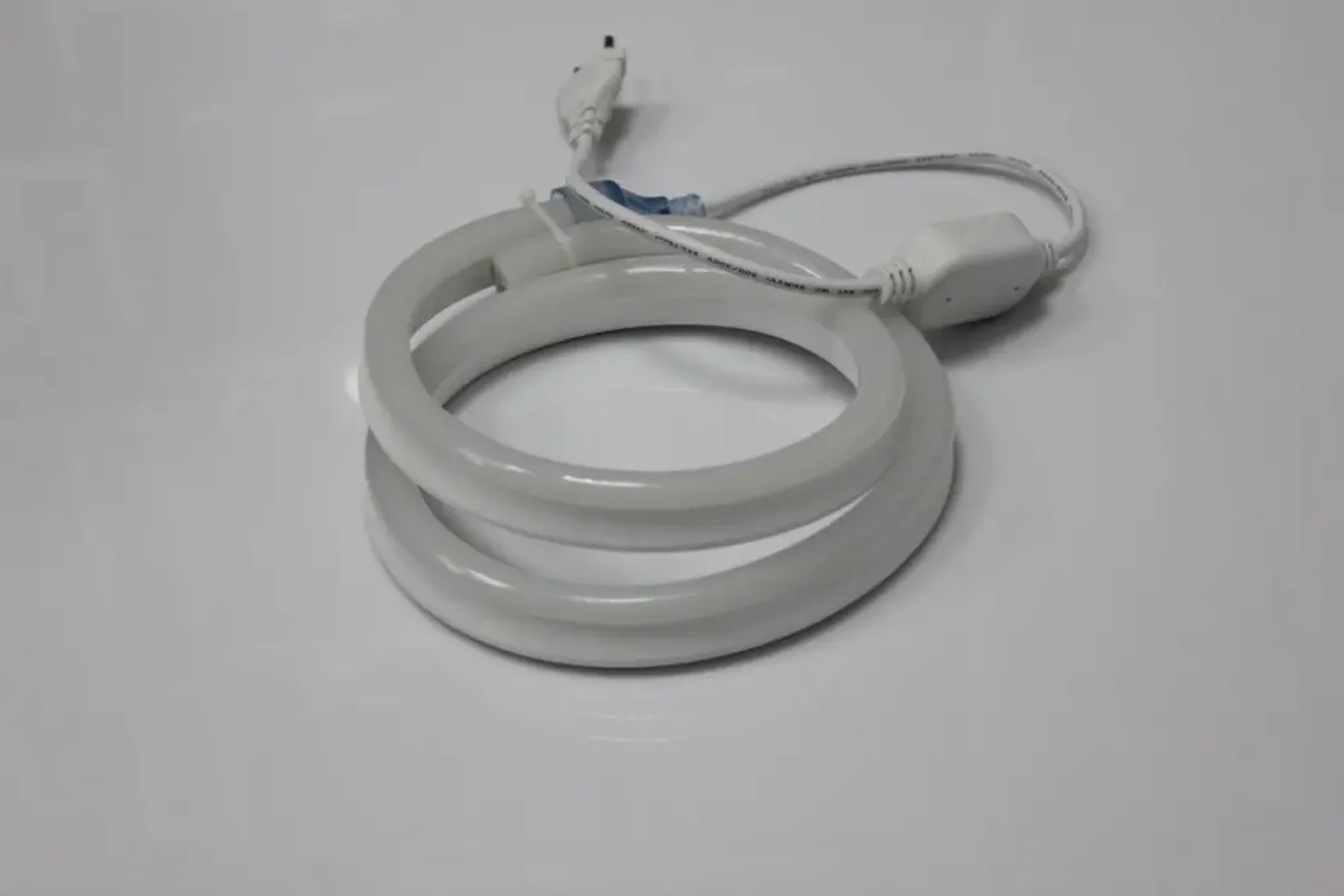 Гибкий неон LM-220V-2835-120P-big size-R, красный, 12х25мм, 1метр