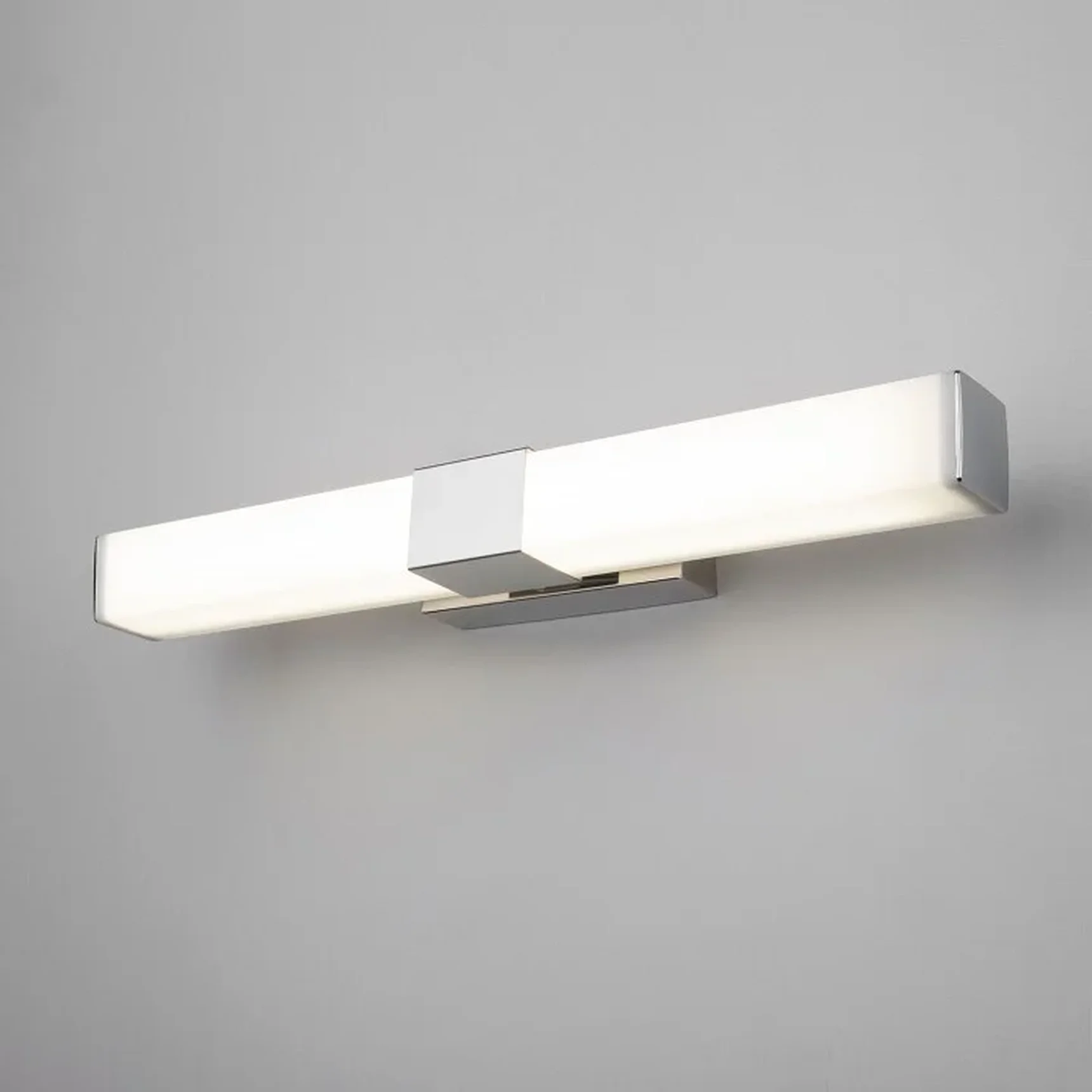Настенный светодиодный светильник Protera LED MRL LED 1008 хром