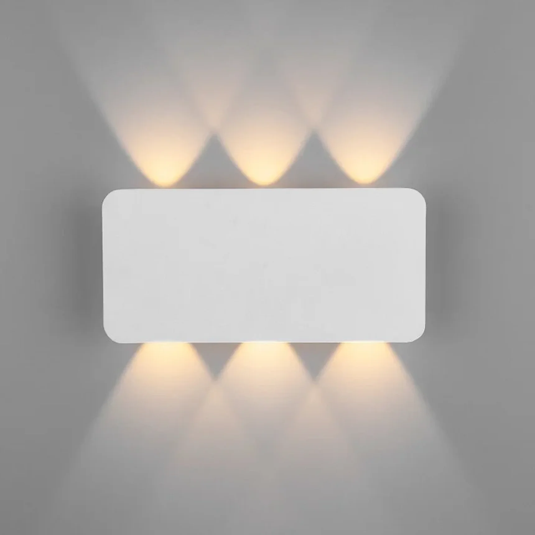 Настенный светодиодный светильник Angle LED 40138/1 LED белый