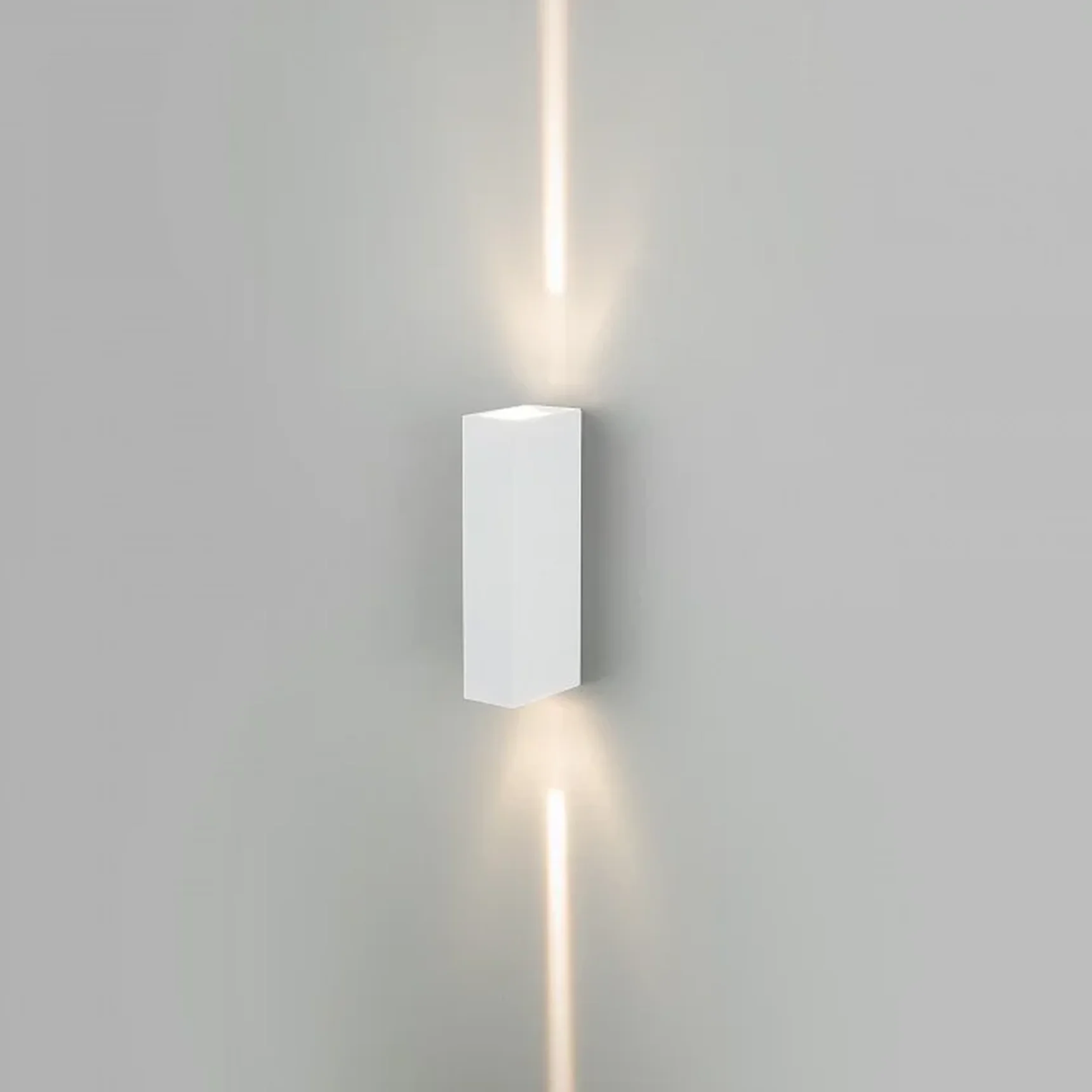 Уличный настенный светодиодный светильник Blaze LED IP54 35136/W белый
