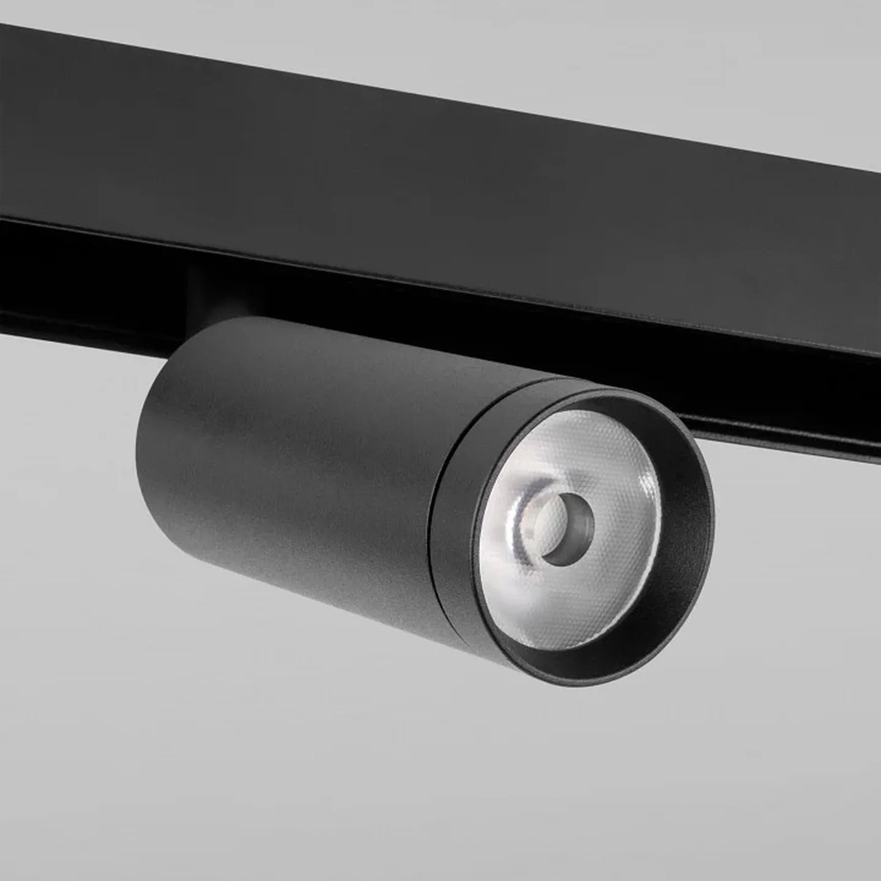 Slim Magnetic R07 Трековый светильник 8W 4200K Porte (черный) 85507/01