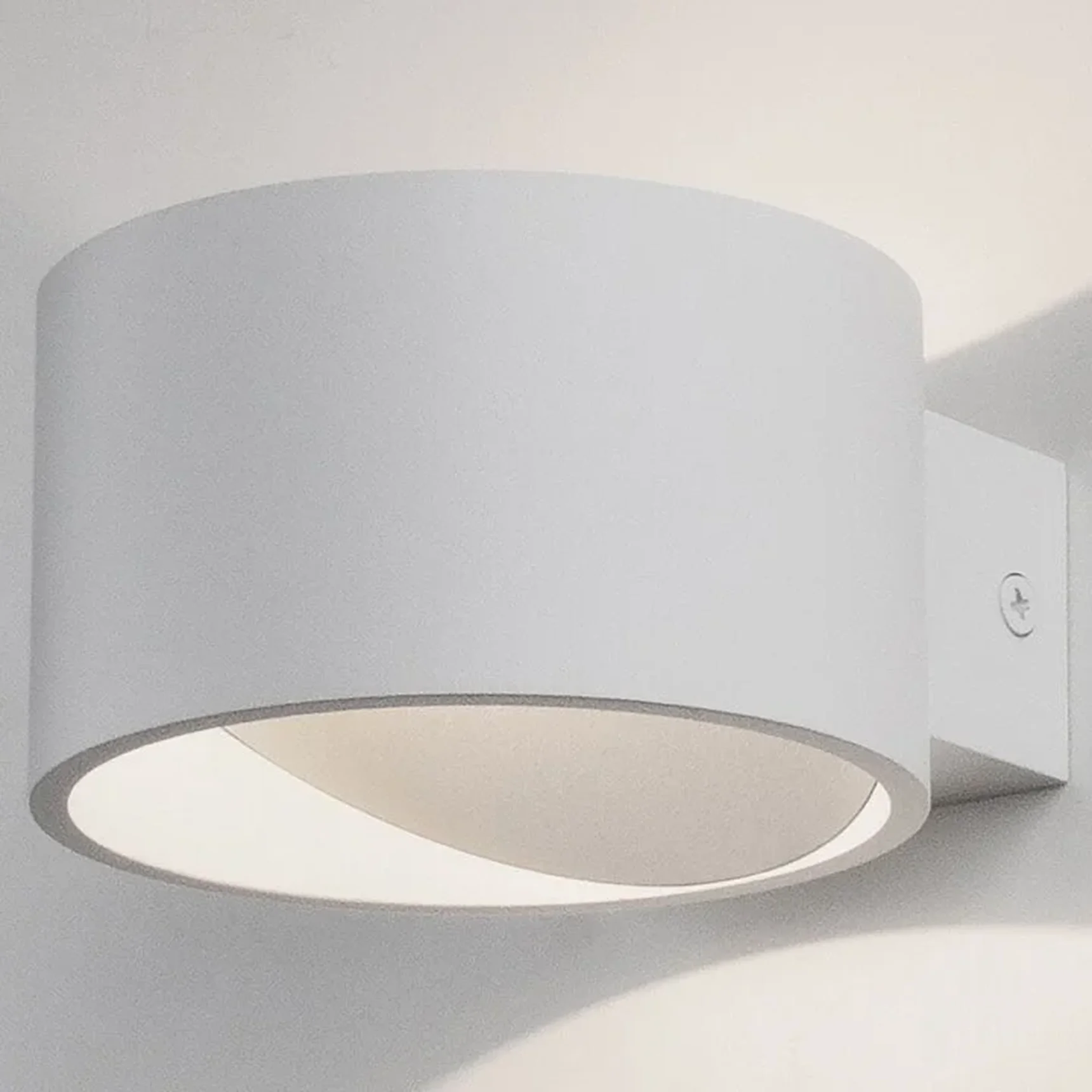 Светильник настенный светодиодный Coneto LED белый 4000К MRL LED 1045 белый