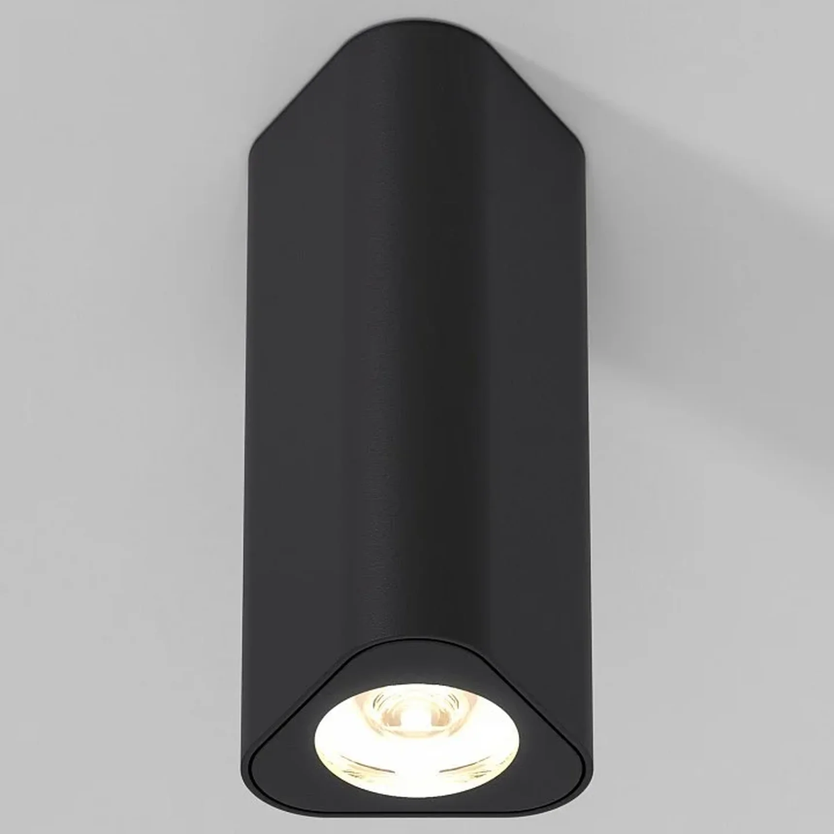 Светильник потолочный светодиодный Trio 8W 3000K черный 25110/LED