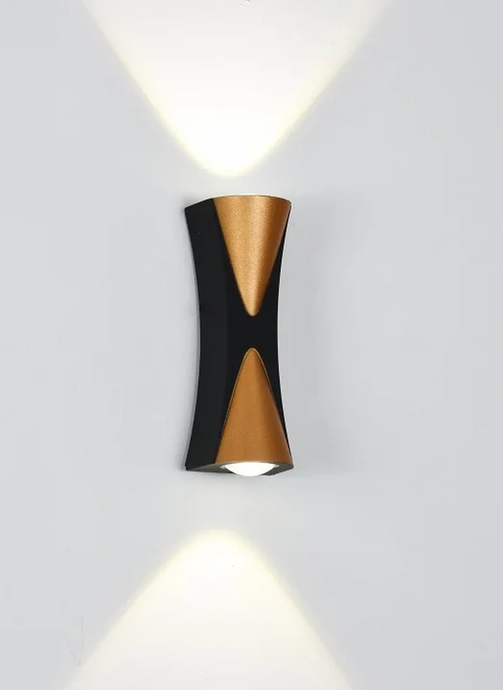 Настенный светильник Arte Lamp GUDJA A6026AP-10BK