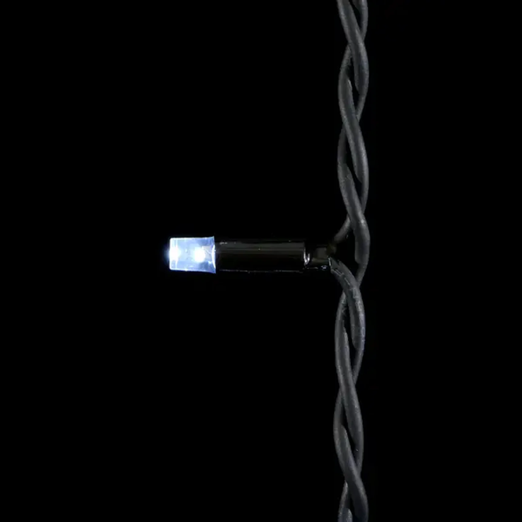 Гирлянда Нить 10м Белая с Мерцанием Каждого Диода 220В, 75 LED, Провод Черный Каучук, IP54